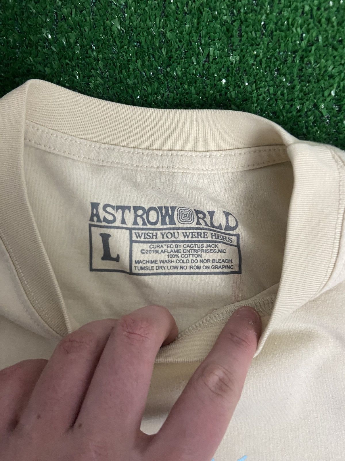 Other Travis Scott Astroworld Tour Tee – Authentic Rare Merch Size US L / EU 52-54 / 3 - 10 Thumbnail