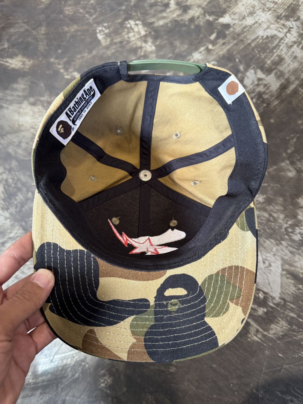 Bape VINTAGE BAPE CAMO HAT Size ONE SIZE - 6 Thumbnail