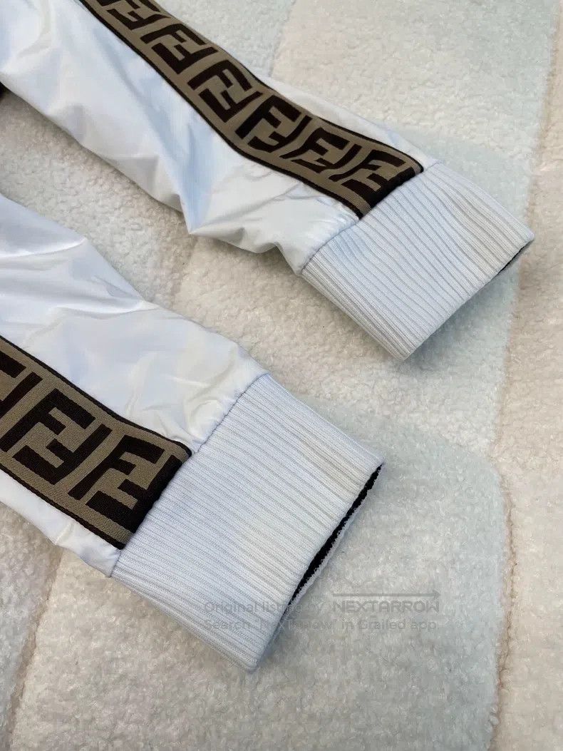 Fendi Fendi Double-Sided Monogram White Jacket Size XS / US 0-2 / IT 36-38 - 8 Thumbnail