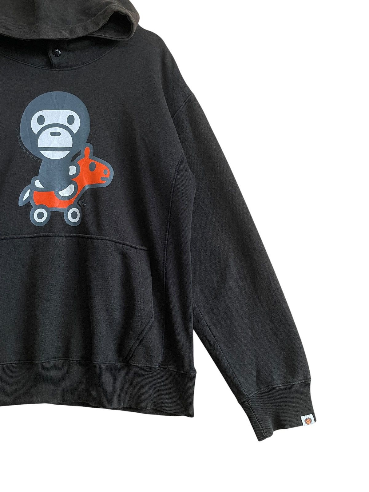 Bape Rare Vintage Bathing Ape Baby Milo Sweatshirt Hoodie 2003s Size US L / EU 52-54 / 3 - 4 Thumbnail