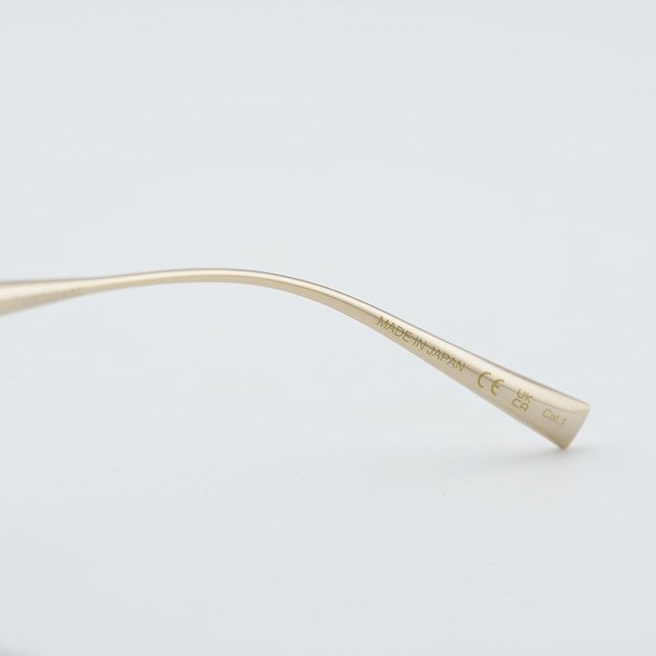 Gucci Gucci GG2063S 003 Sunglasses Endura Gold Cat Eye Frame Size ONE SIZE - 8 Thumbnail