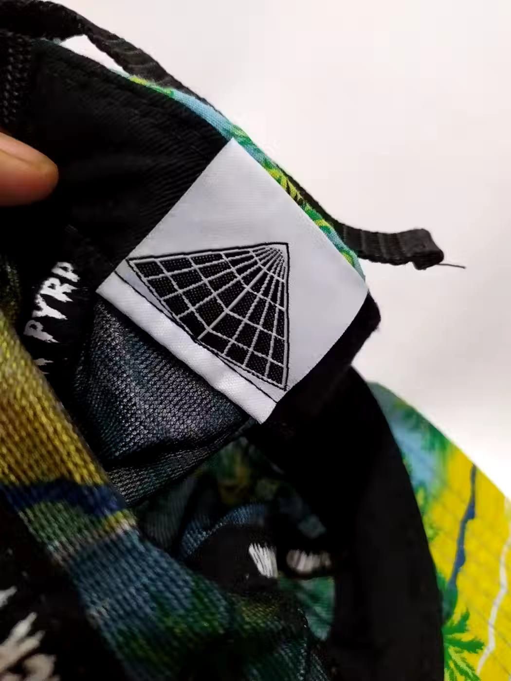 Other Black Pyramid Fullprint Floral 5 Panel Hats Size ONE SIZE - 7 Thumbnail