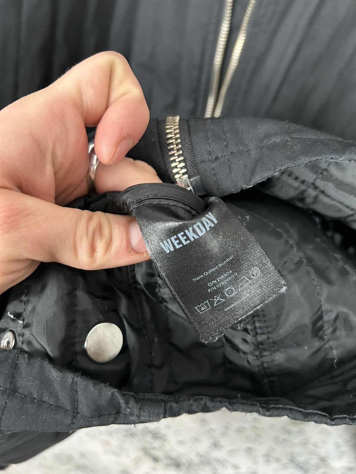 Weekday Weekday Hans Quilted Bomber Jacket Black Streetwear Hype Y2K Size US S / EU 44-46 / 1 - 6 Thumbnail