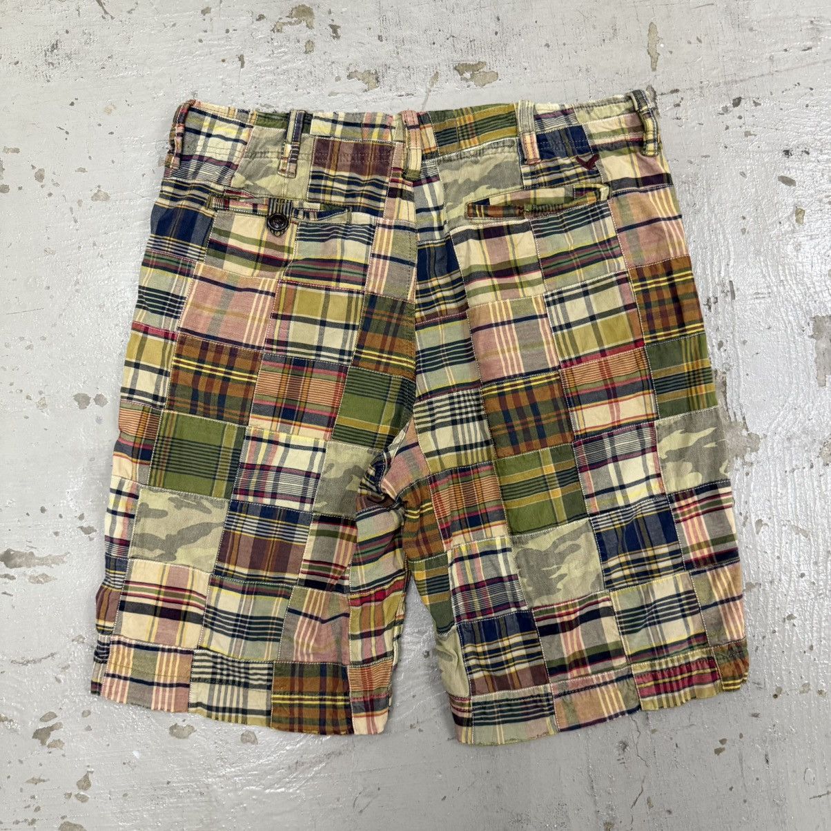 American Eagle Outfitters American Eagle Patchwork Madras Plaid Camo Jorts Size US 38 / EU 54 - 5 Thumbnail