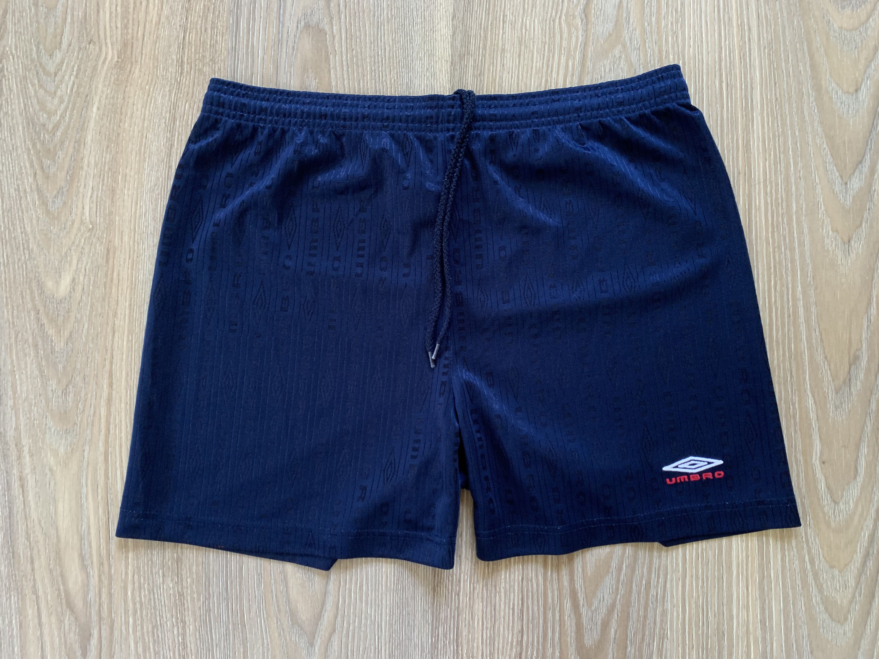 Umbro × Vintage Vintage Umbro Monograme Football Soccer Shorts Size US 30 / EU 46 - 2 Thumbnail