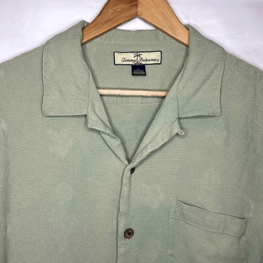 Tommy Bahama Tommy Bahama Shirt Green Short Sleeve Relax Button-Up Silk L Mens Hula Girl Size US L / EU 52-54 / 3 - 2 Thumbnail