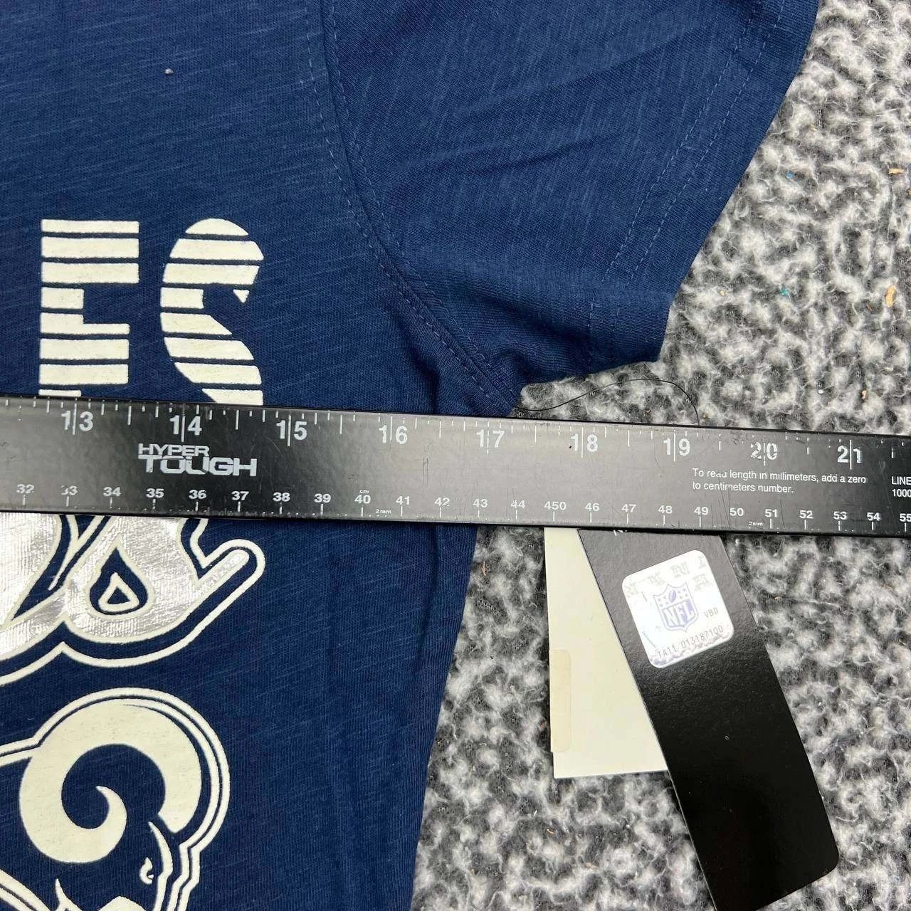 G-III Los Angeles LA Rams Shirt Women S Short Sleeve V-Neck New Size S / US 4 / IT 40 - 3 Thumbnail