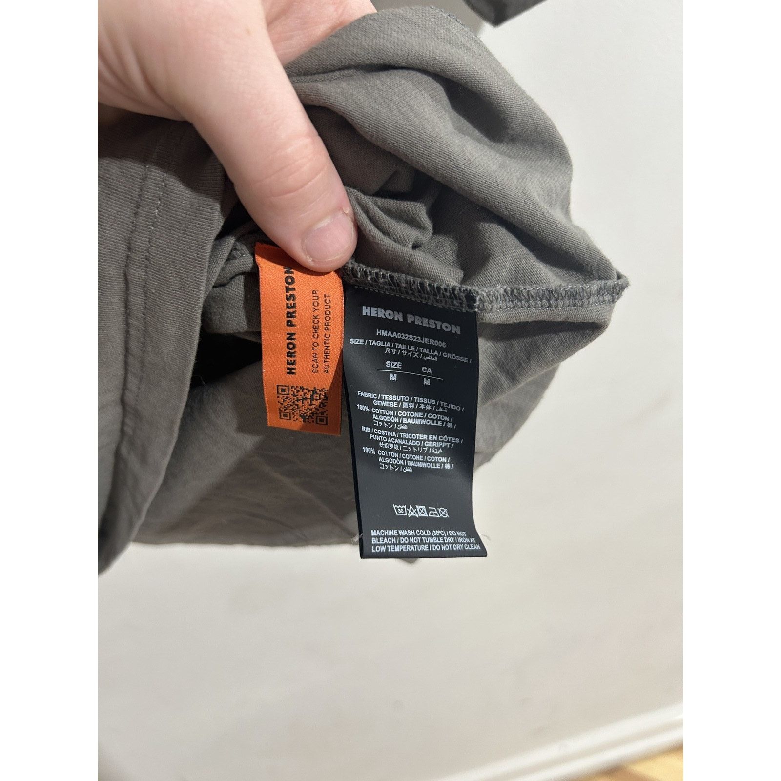 Heron Preston Heron Preston Misprinted Swan Tee Size Medium Size US M / EU 48-50 / 2 - 6 Thumbnail