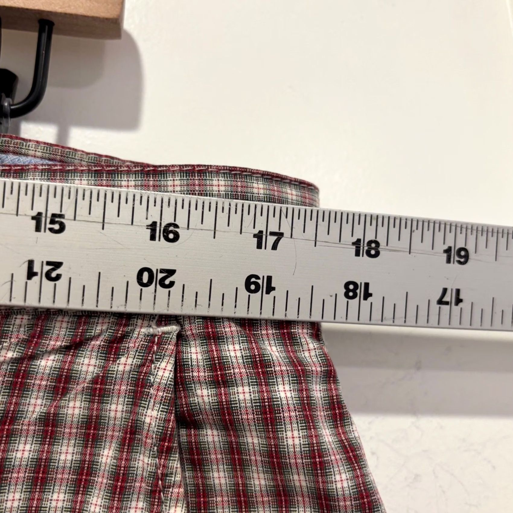 J.Crew J.Crew Mens Plaid Chino Shorts Red White 100% Cotton Size 34W 34 Inseam 9in Regular Fit Multicolor Beach Casual Summer Spring Mens Size US 34 / EU 50 - 5 Thumbnail