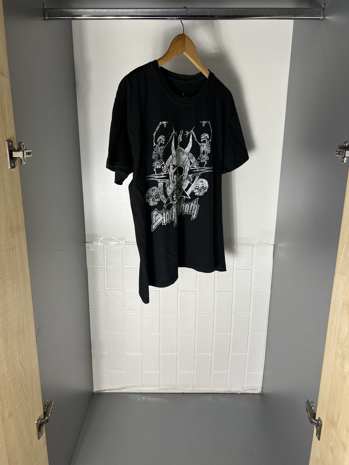 Band Tees VINTAGE BLACK SABBATH WORLD TOUR ROCK T-SHIRT METAL Y2K 90s Size US L / EU 52-54 / 3 - 6 Thumbnail