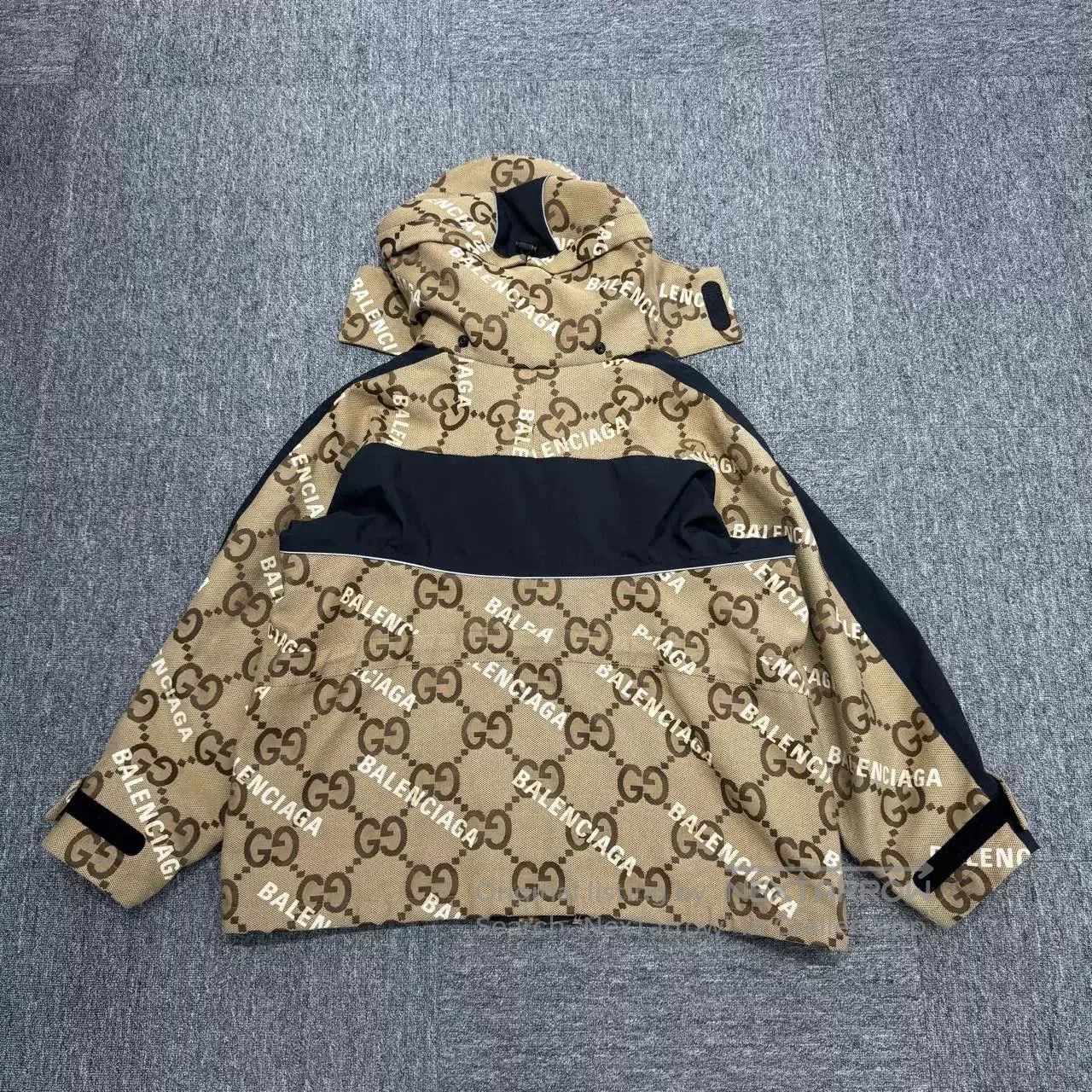 Gucci Balenciaga Gucci Collaboration Monogram Jacket. Size US XXS / EU 40 - 4 Thumbnail
