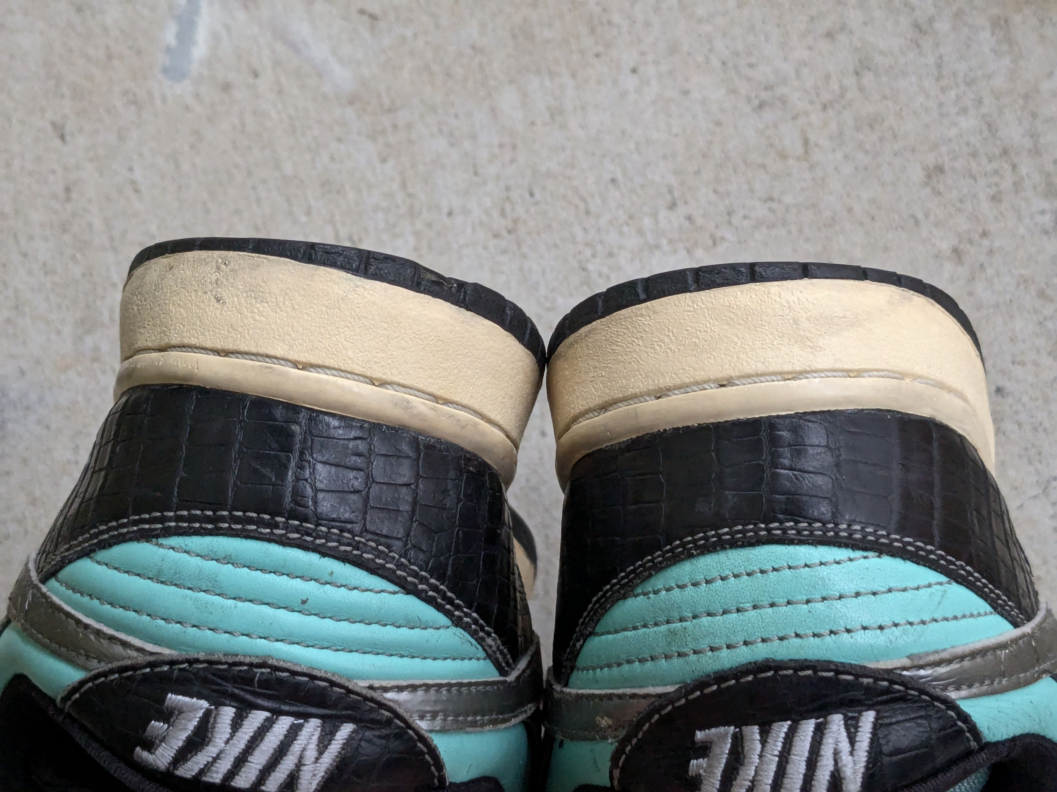 Nike Nike SB Dunk Low Pro x Diamond Supply Co. Tiffany 10 Size US 10 / EU 43 - 15 Thumbnail