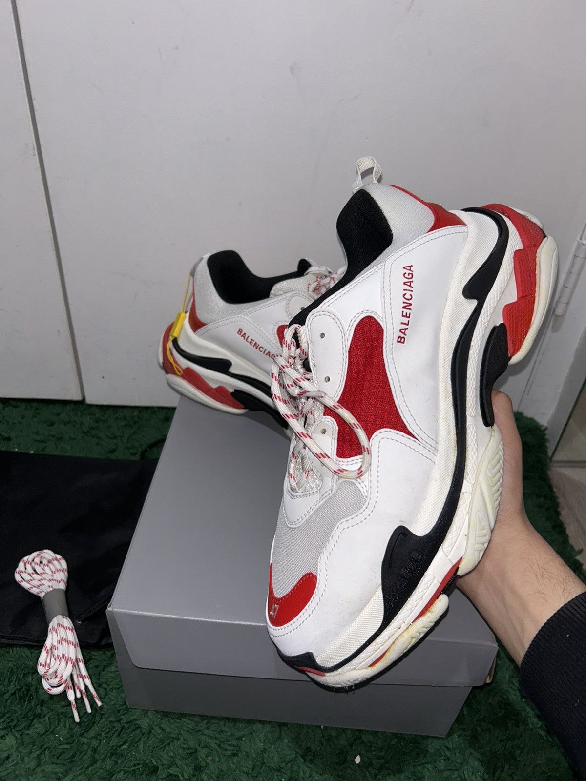 Balenciaga Balenciaga Triple S 47 Size 14 White Preowned With Box Size US 14 / EU 47 - 1 Thumbnail