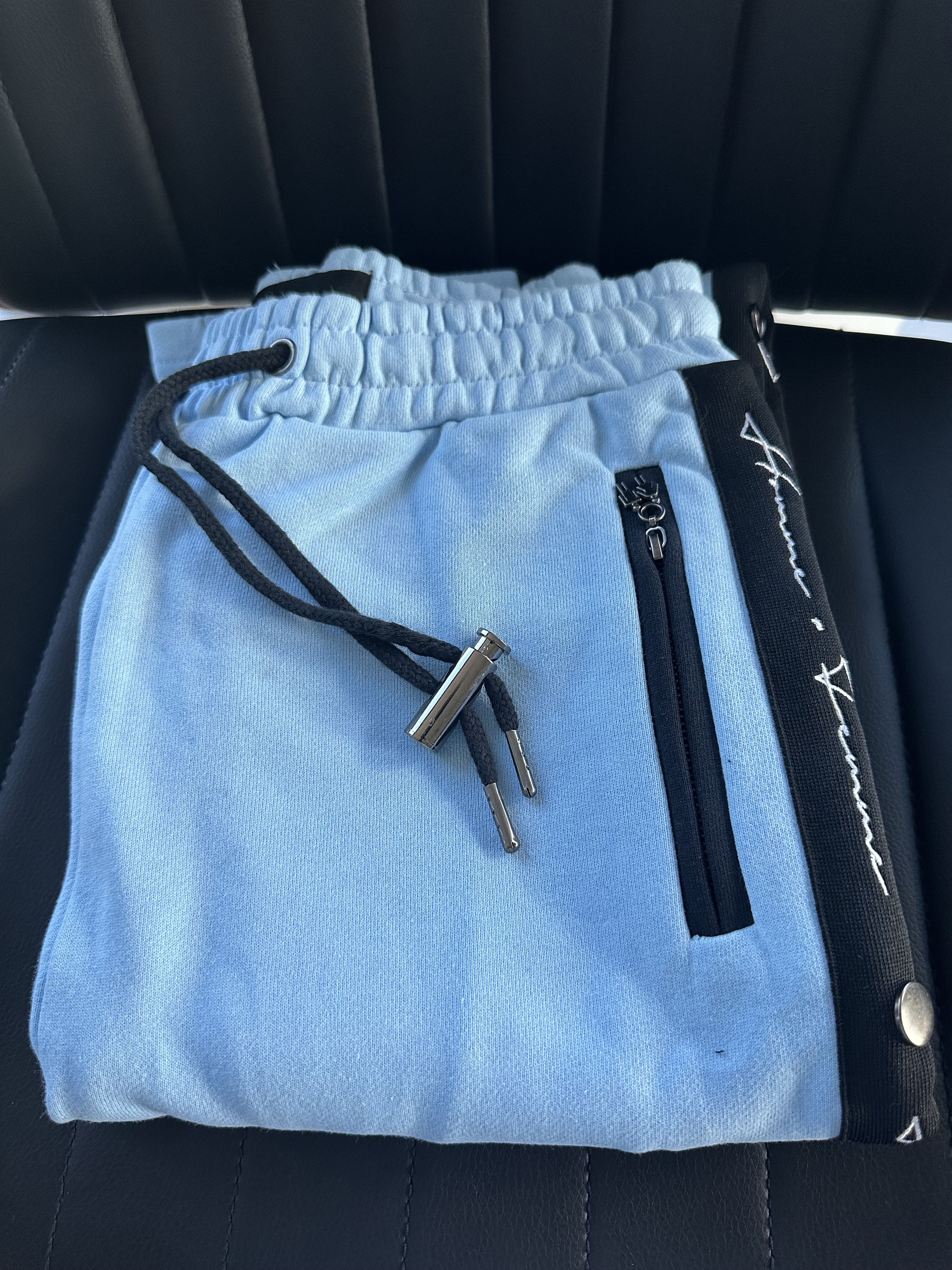 Homme + Femme La NEW SIGNATURE TRACK PANTS WITH TAGS (XS) Size US 26 / EU 42 - 5 Thumbnail