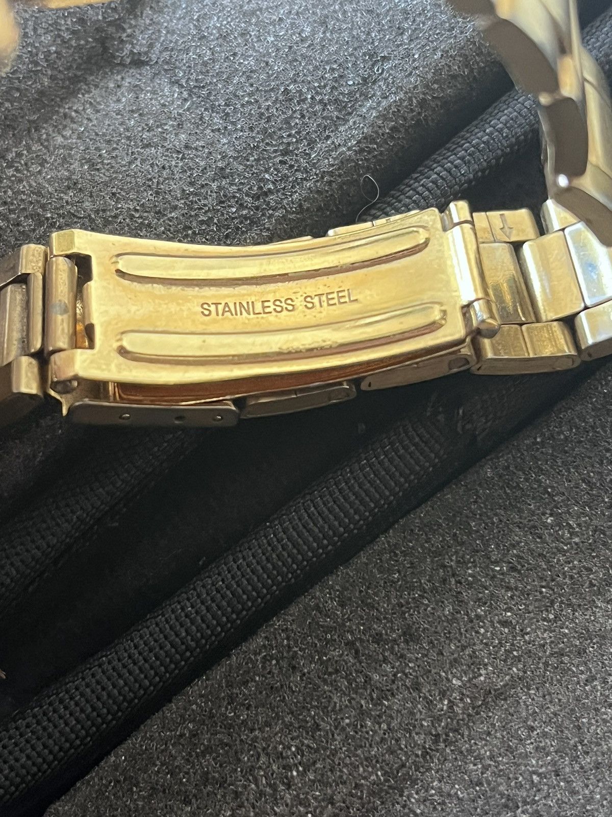 Undercover Undercover SS16 Double Wrap Band Watch "Fuck The Clock" Size ONE SIZE - 5 Thumbnail