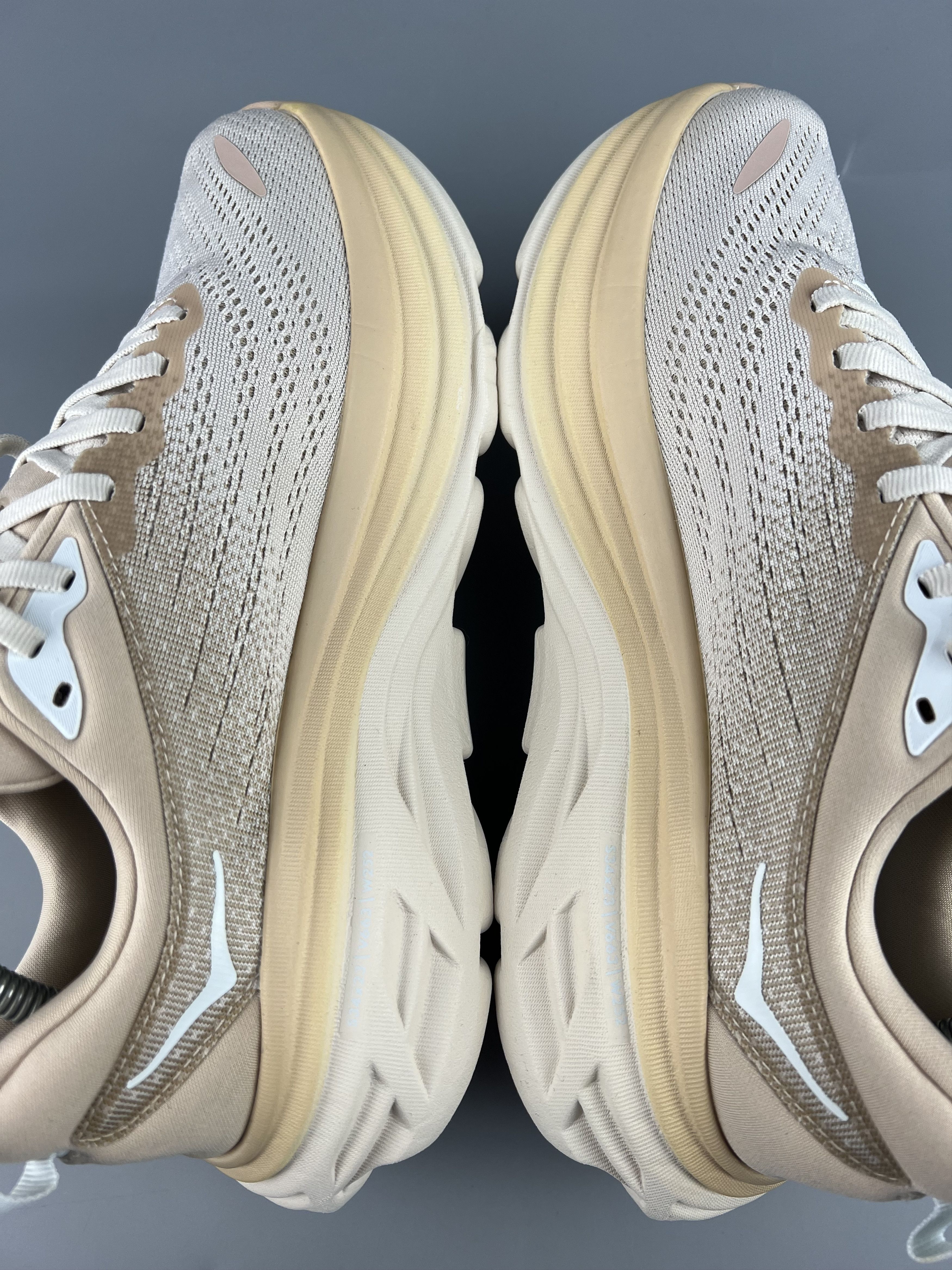 Hoka 8B Hoka One One Bondi 8 Running Shoes Walking Gym Size US 8 / IT 38 - 6 Thumbnail