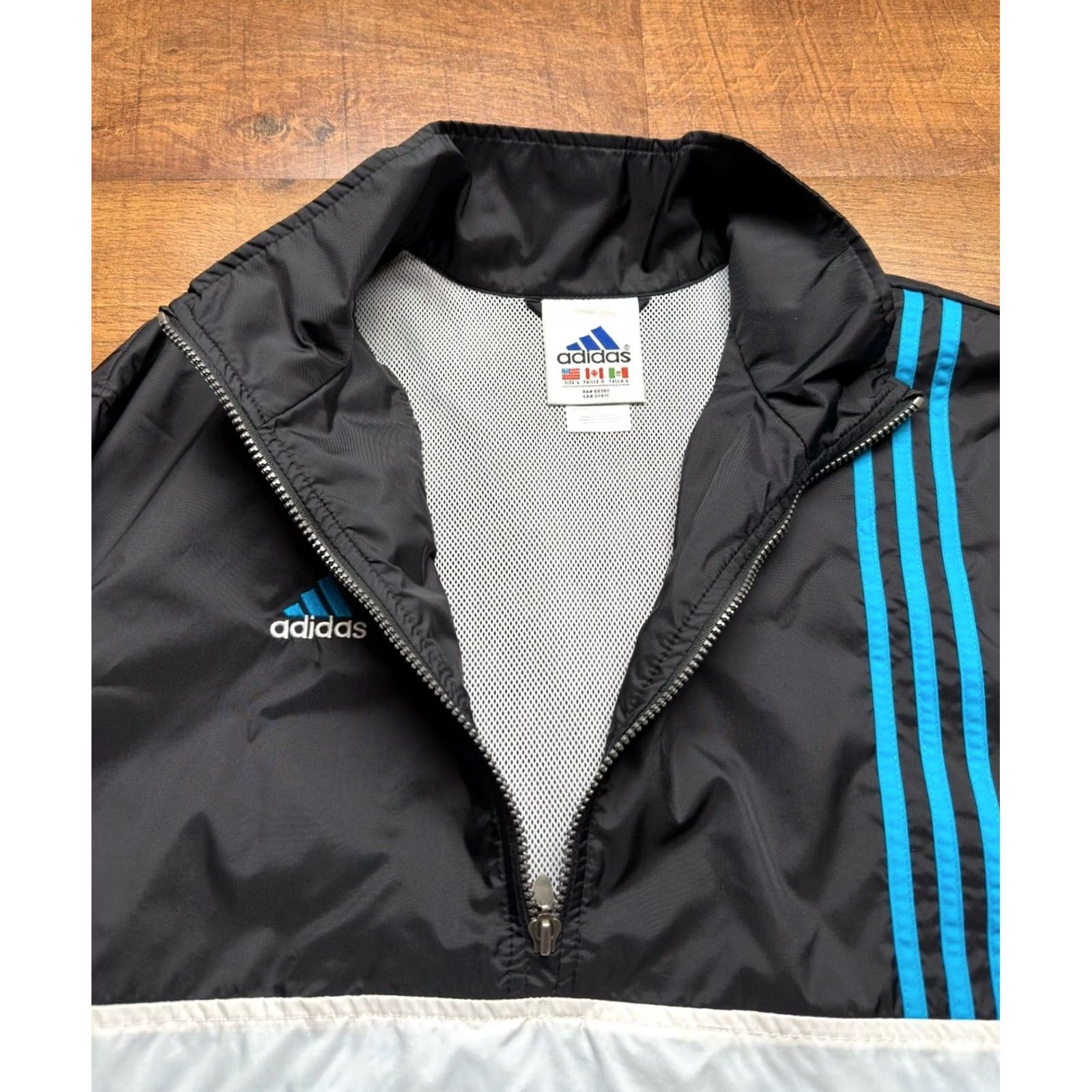 Adidas VINTAGE Adidas Anorak Jacket Mens L Blue White Windbreaker Y2K Track Zip Pockets Logo 90s Outdoor Sports Shirt Mens Size US L / EU 52-54 / 3 - 4 Thumbnail