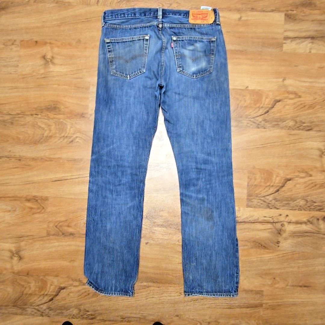 Levi's Levi's 501 Jeans Button Fly Faded Blue Denim 34x34 Size US 34 / EU 50 - 6 Thumbnail
