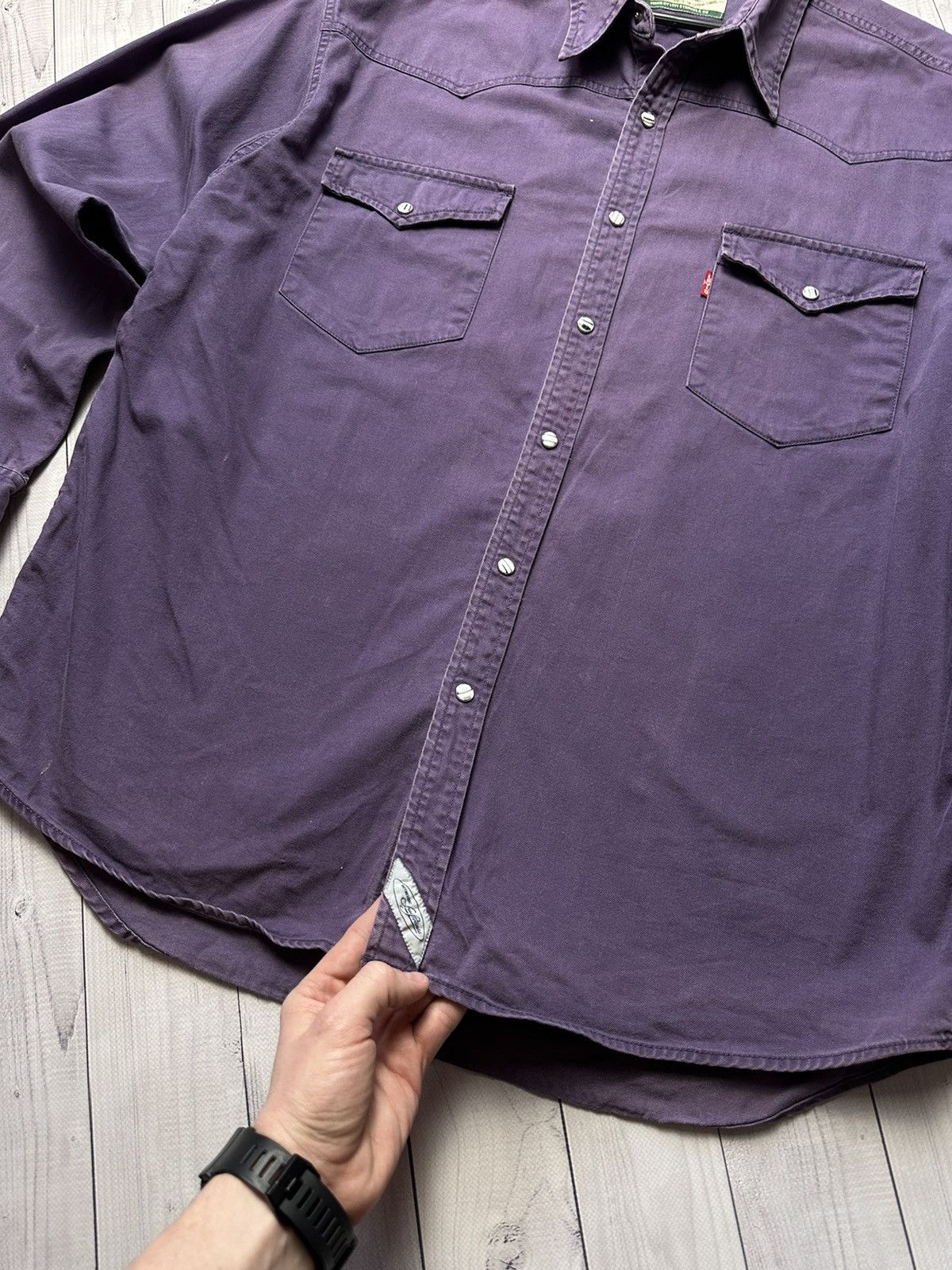 Levi's Vintage Clothing Vintage Levi’s denim shirt western purple size XL rare Size US XL / EU 56 / 4 - 2 Thumbnail