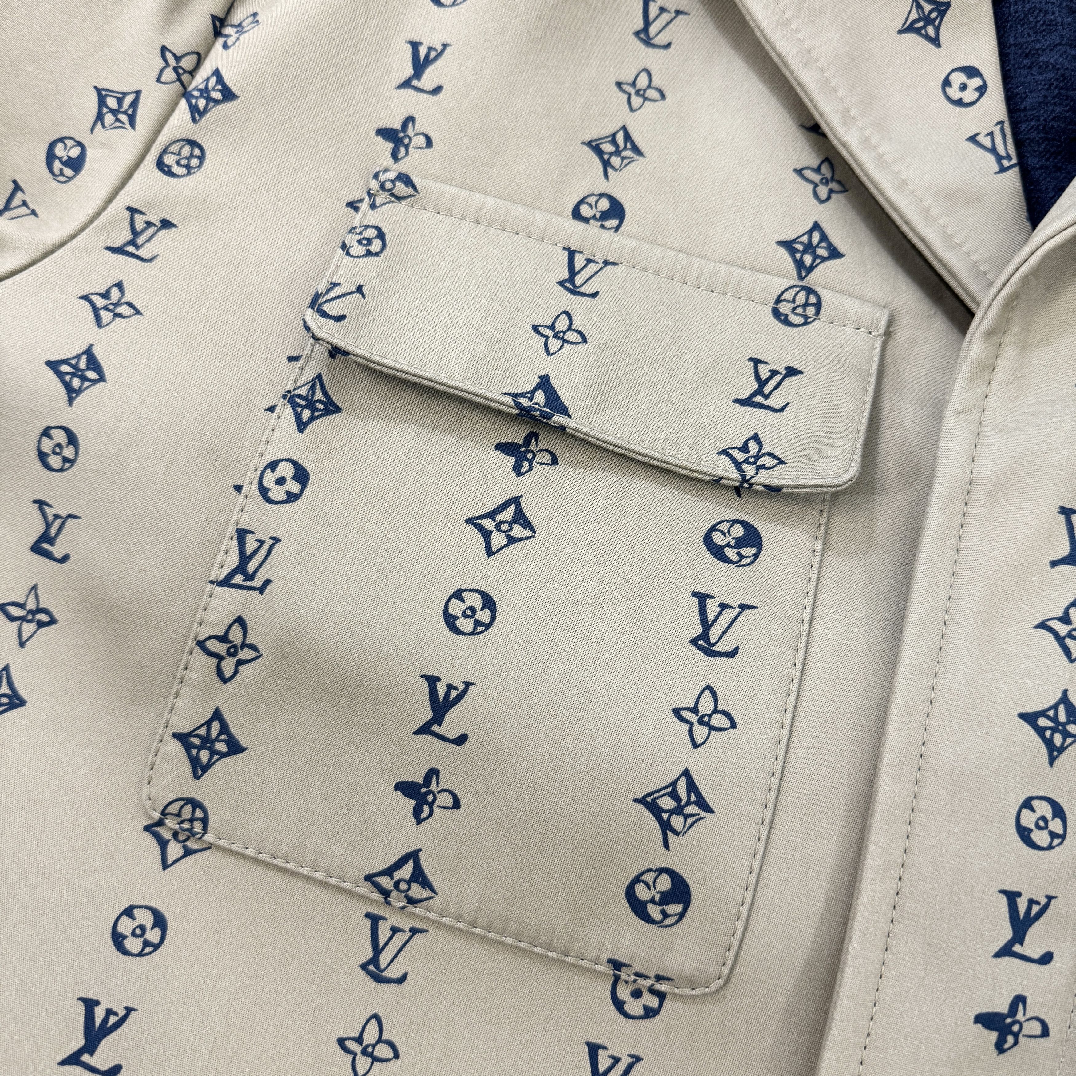 Louis Vuitton Louis Vuitton x Nigo 1A9GBI Monogram Belted Jacket RRP £3100 Size US M / EU 48-50 / 2 - 5 Thumbnail