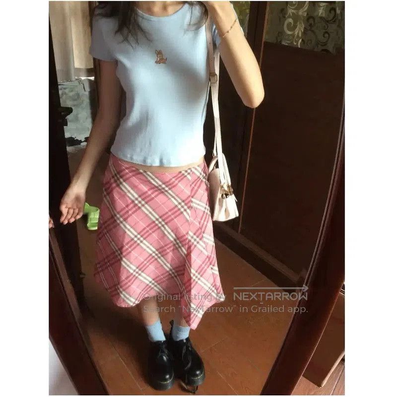 Burberry Burberry Pink Checked Wool Blend Skirt. Size 23" - 3 Thumbnail