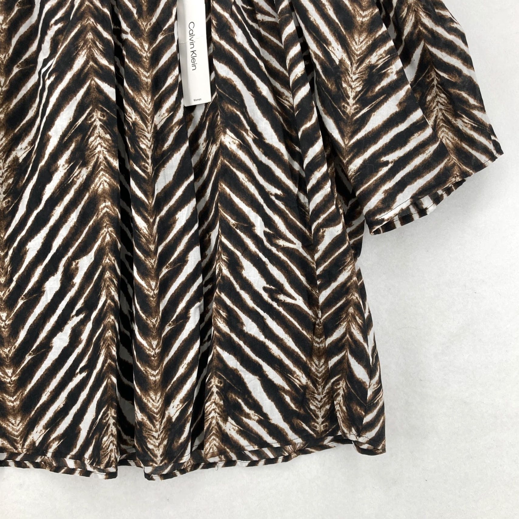 Calvin Klein Calvin Klein Blouse Womens 2X Brown Zebra Print Cotton Peasant Boho Career Work Shirt Womens 2X Brown Zebra Print Cotton Peasant Boho Career Work Size XXL / US 16-18 / IT 52-54 - 3 Thumbnail