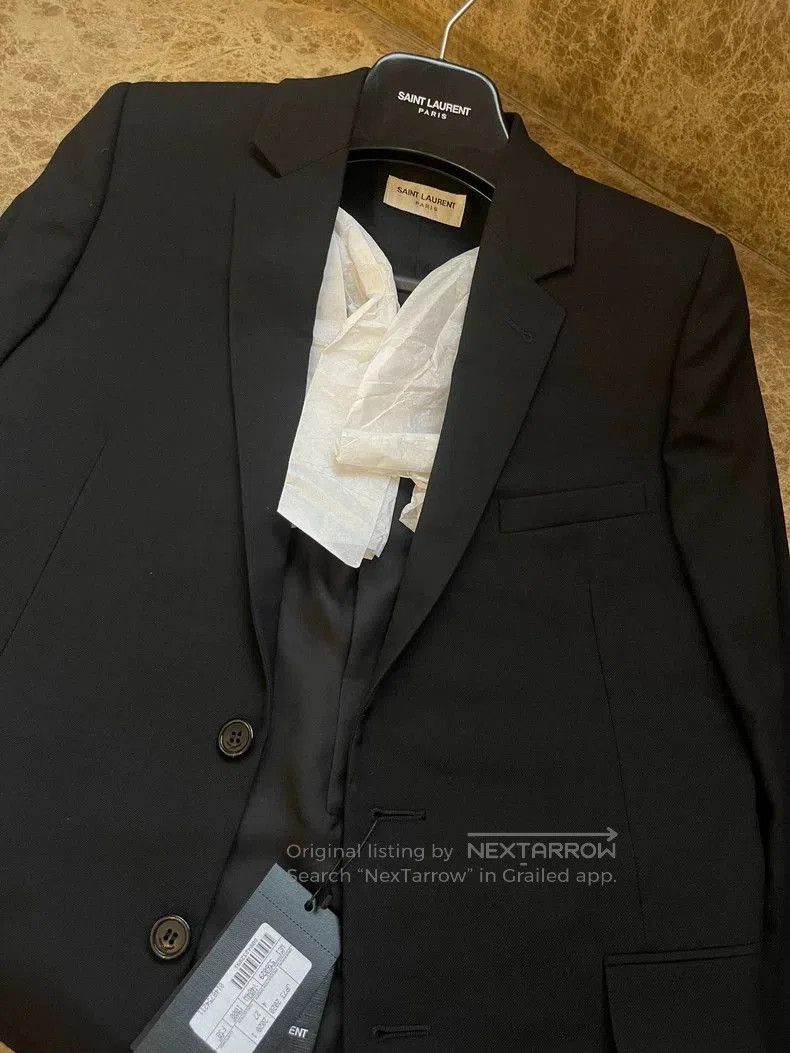 Yves Saint Laurent YSL Women's Black Formal Blazer. Size XS / US 0-2 / IT 36-38 - 9 Thumbnail