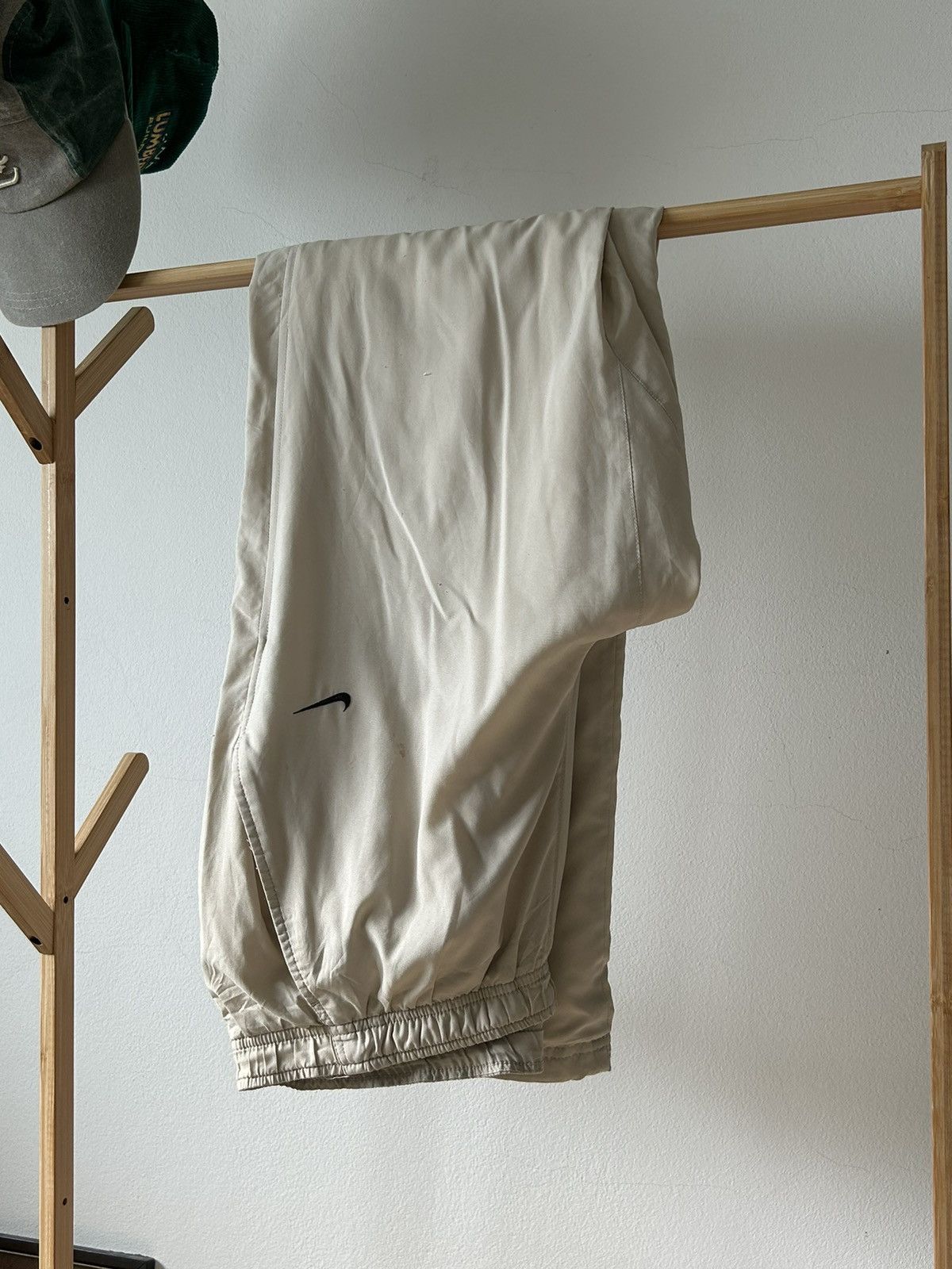 🔥Rare🔥 Vintage Y2K Beige Nike Track Pants