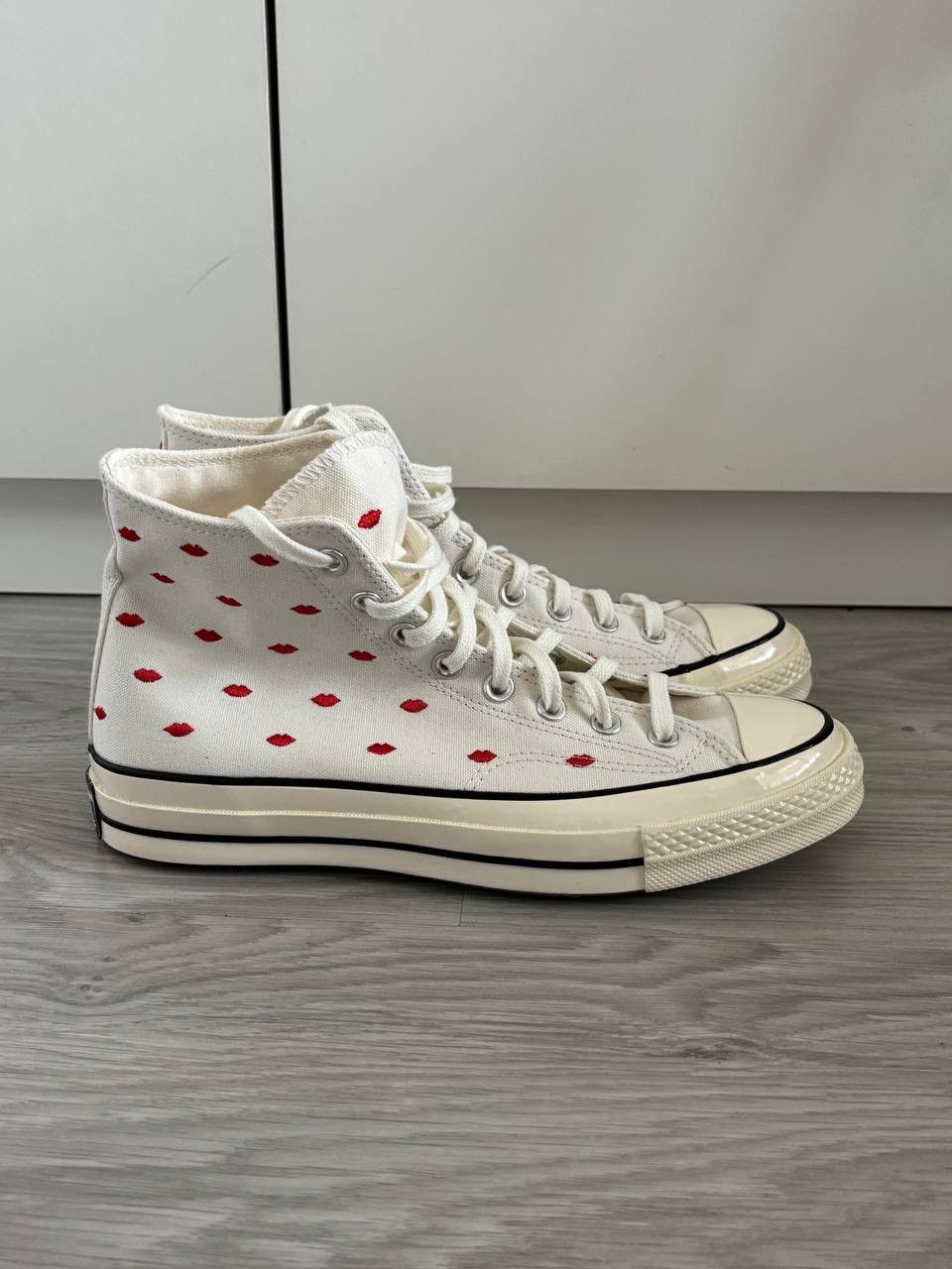 Converse × Japanese Brand converse chuck taylor 70’s valentines 2022 collection limit Size US 10 / IT 40 - 1 Thumbnail