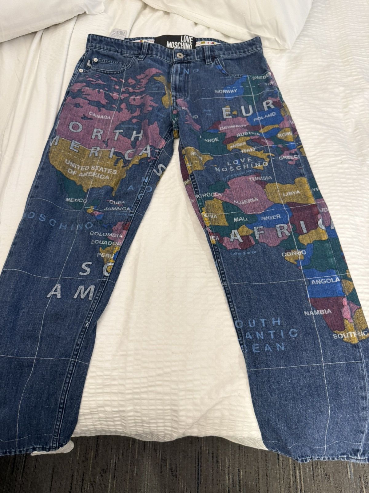 Moschino Love Moschino World Map Denim Size US 34 / EU 50 - 1 Thumbnail
