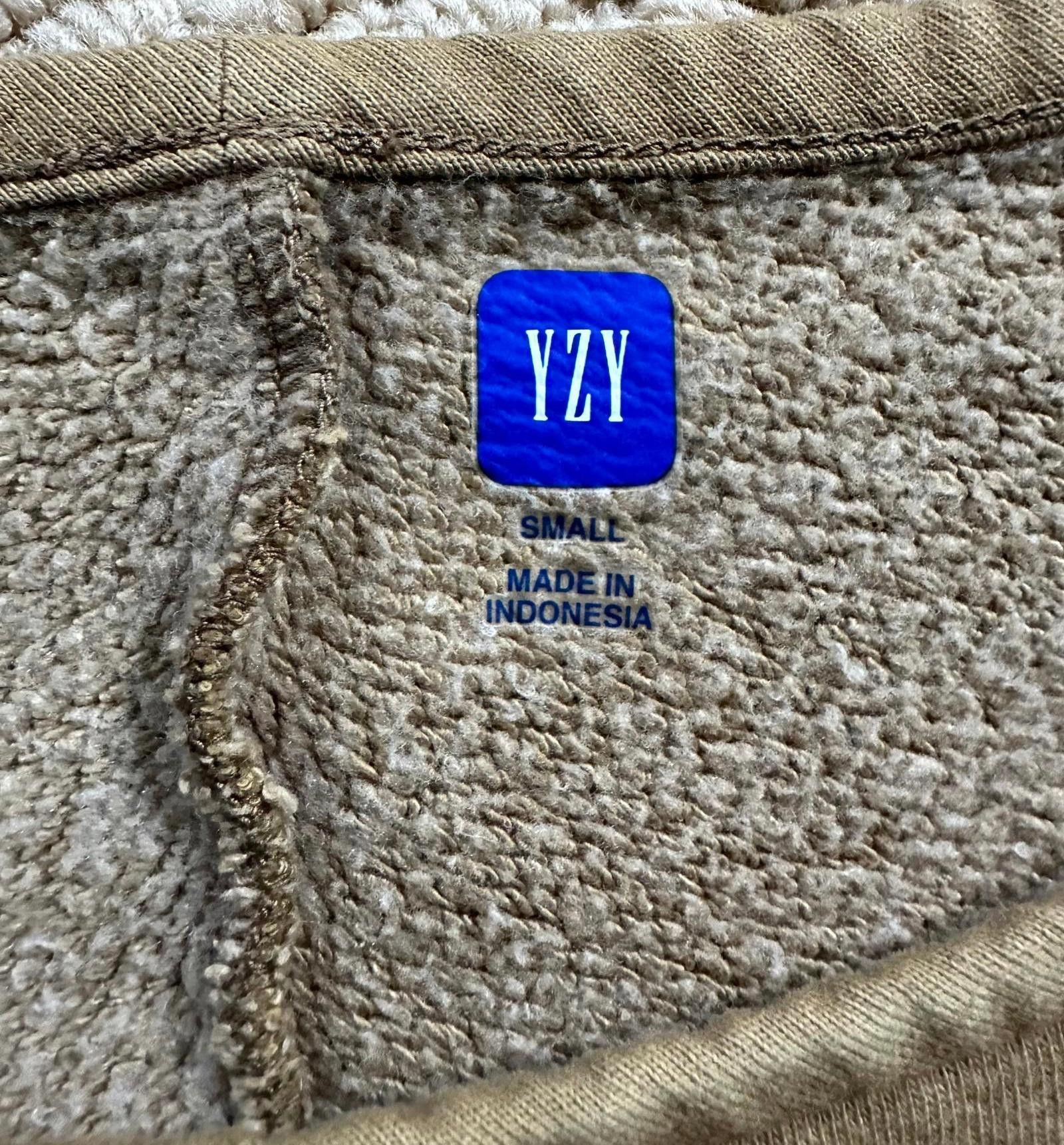 Yeezy Unreleased Yeezy Gap Yoke Tee Bronze Size S (Oversized) Size US S / EU 44-46 / 1 - 3 Thumbnail