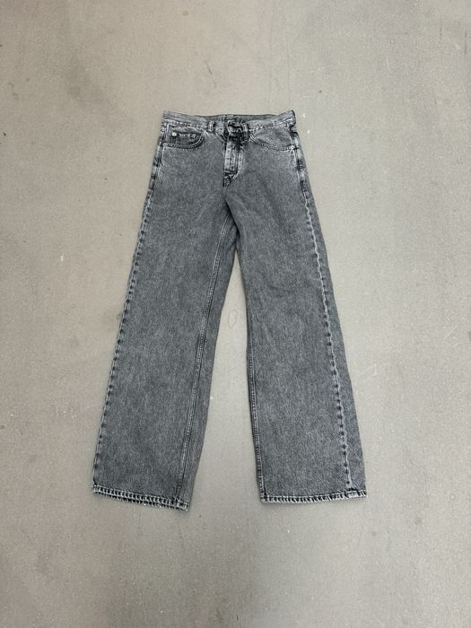 Wide-cut Jeans