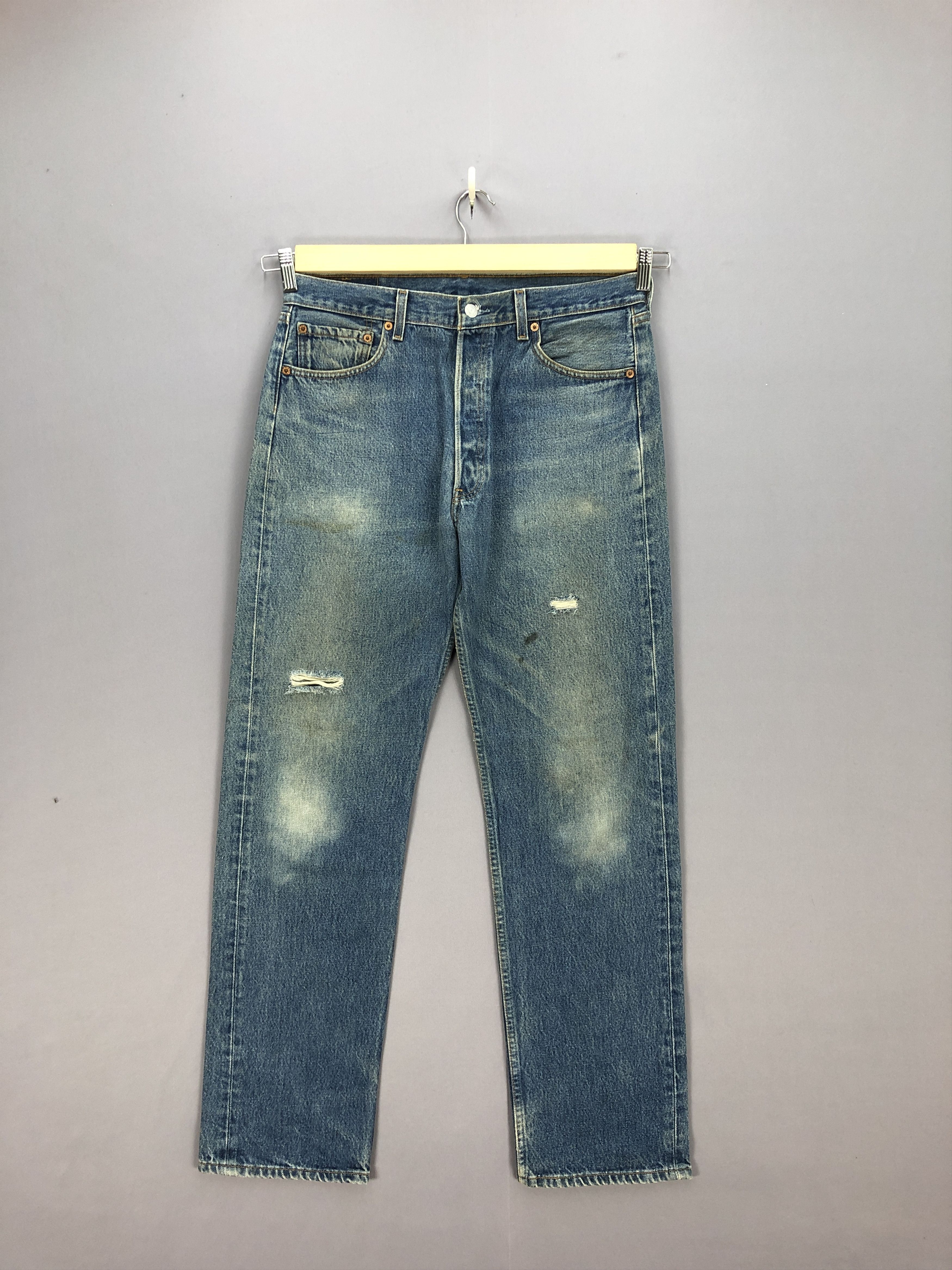 Levi's Vintage Levi's 501 Distressed Jeans Levis Light Wash Denim Size US 32 / EU 48 - 1 Thumbnail