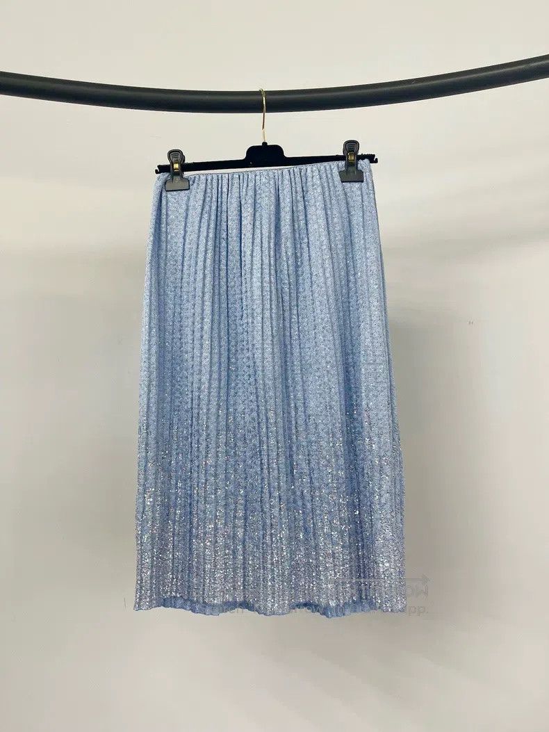 Chanel Chanel 25P blue sequin skirt Size 24" / US 00 / IT 34 - 2 Thumbnail