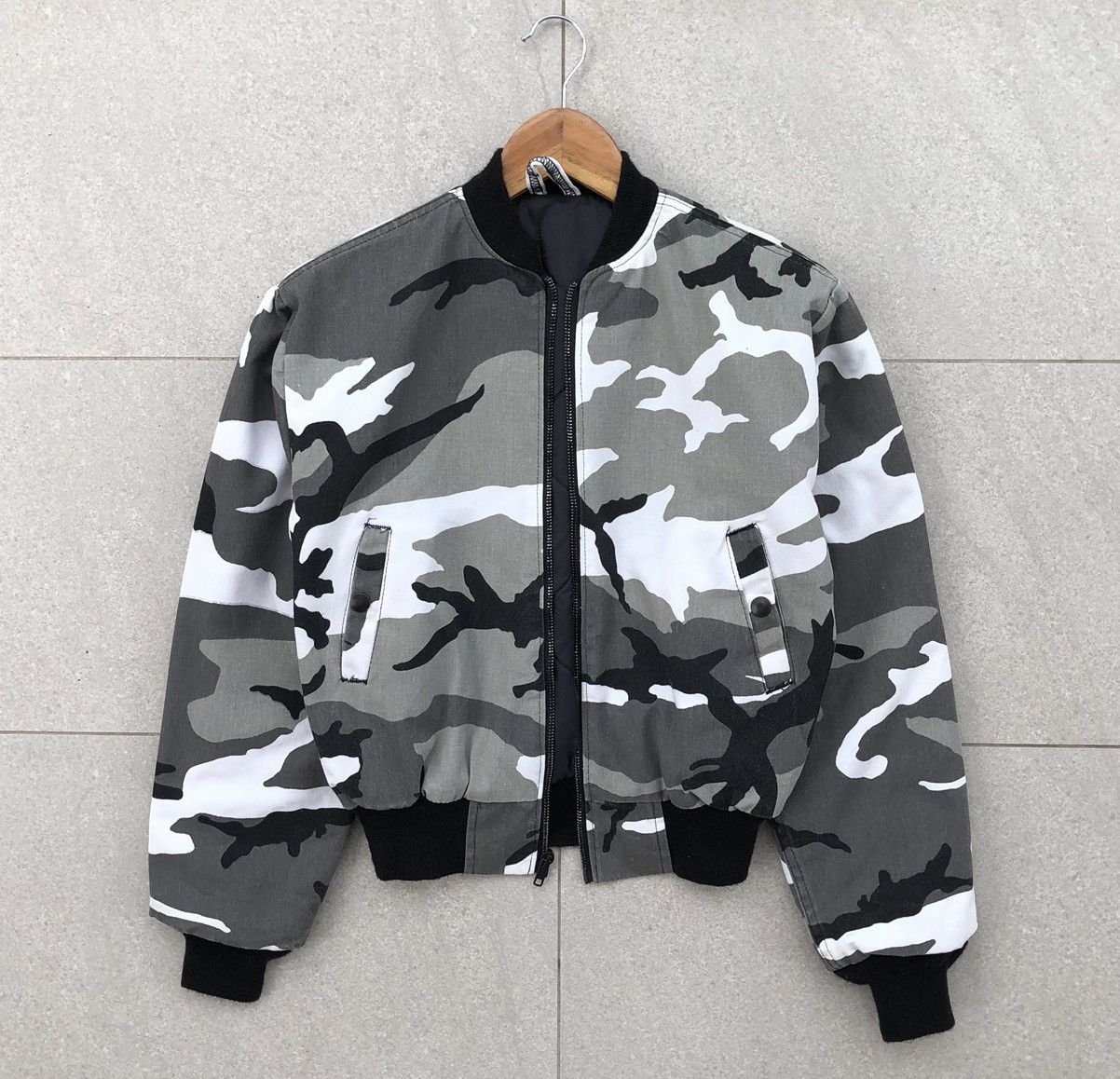 Alpha Industries Vintage Camo MA-1 Flyer’s Intermediate Bomber Jacket USA 🇺🇸 Size M / US 6-8 / IT 42-44 - 12 Thumbnail