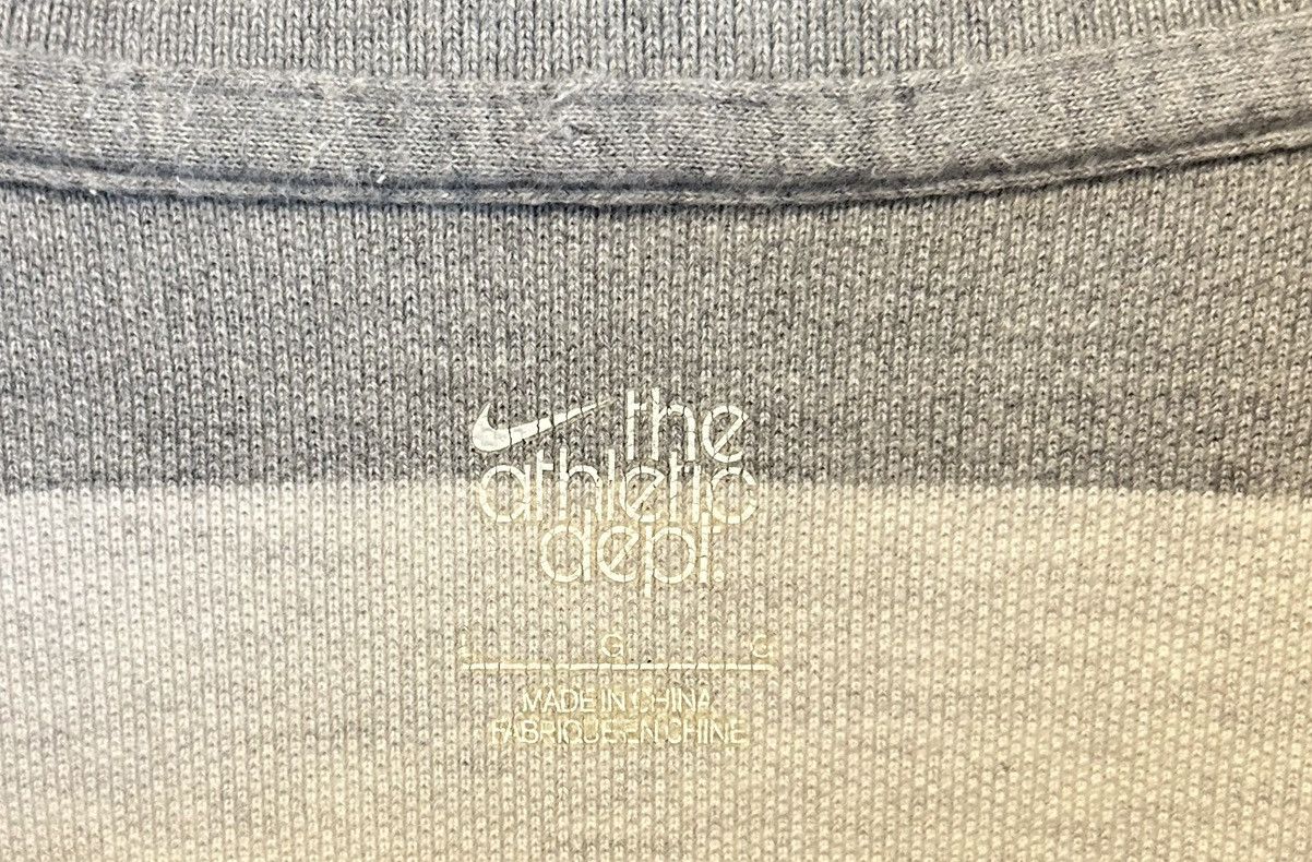 Nike Vintage 2000s Y2K Nike The Athletic Dept Grey Polo Shirt Size US L / EU 52-54 / 3 - 6 Thumbnail
