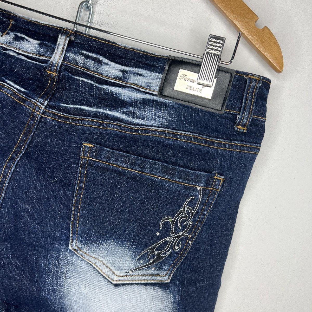 Japanese Brand × Vintage Vintage Crazy Age Low Rise Bootcut Denim Jeans Baggy Tribal Size 30" / US 8 / IT 44 - 8 Thumbnail