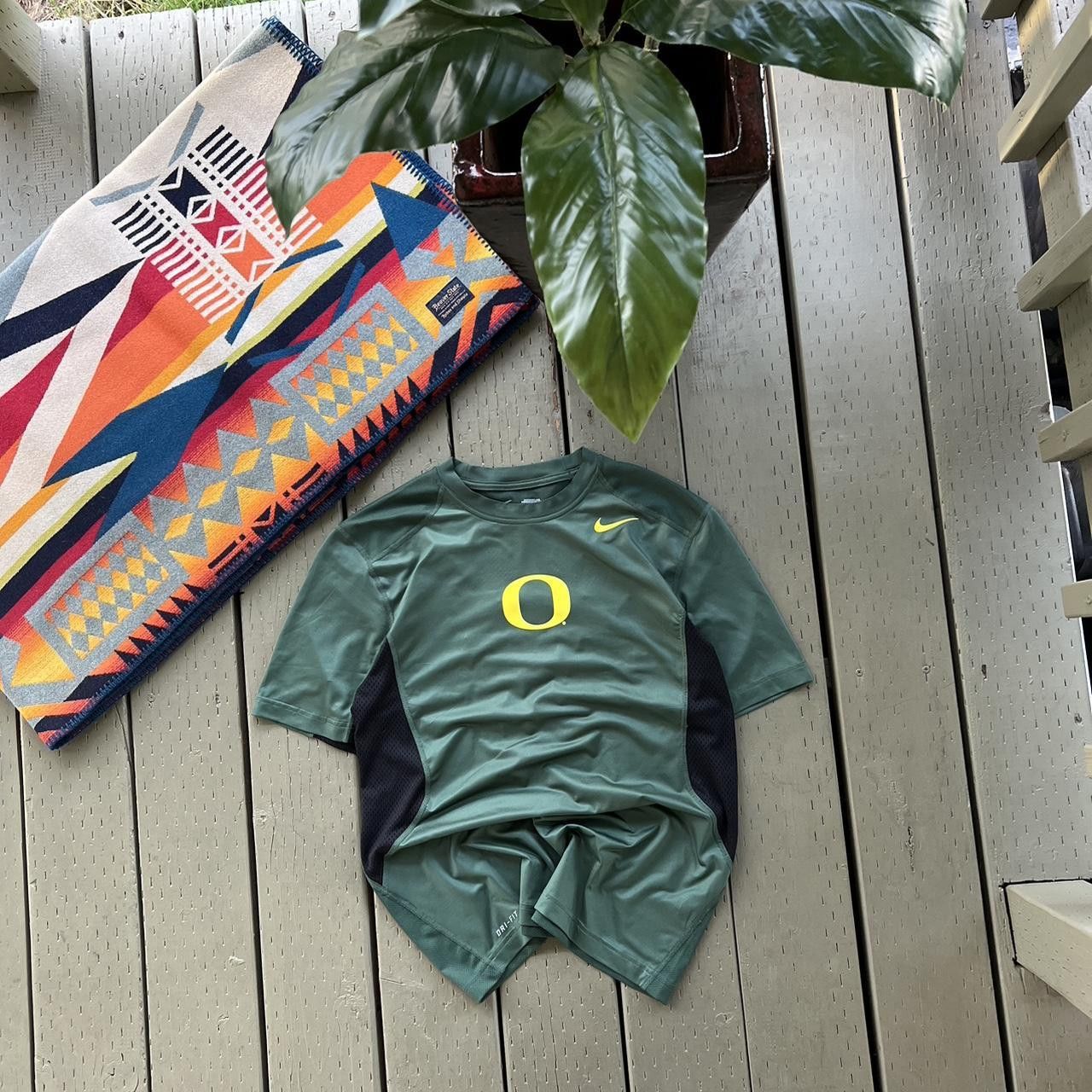 Nike × Vintage oregon ducks jersey Size US M / EU 48-50 / 2 - 1 Thumbnail