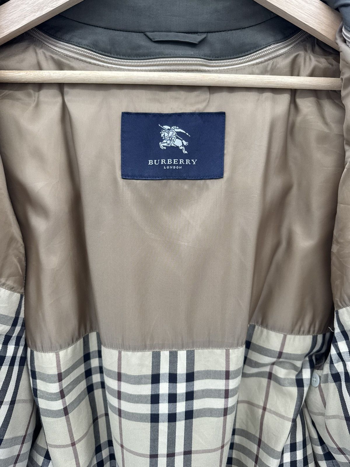 Burberry Burberry London Nova Checkered Parka / Puffer Jacket Size US M / EU 48-50 / 2 - 4 Thumbnail
