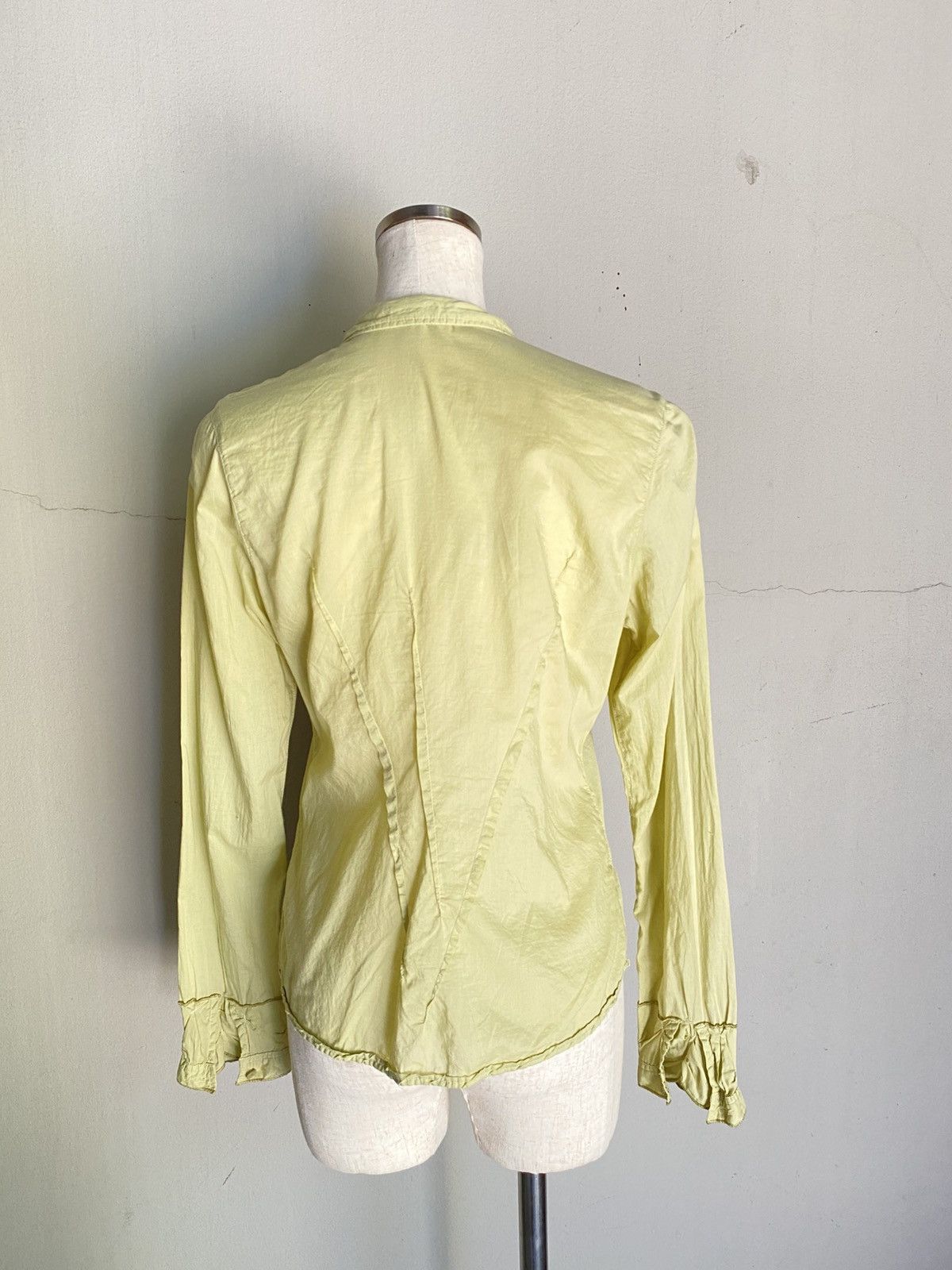 Marithe + Francois Girbaud MARITHE + FRANCOIS GIRBAUD Light Yellow Button-Up Blouse Size ONE SIZE - 20 Thumbnail