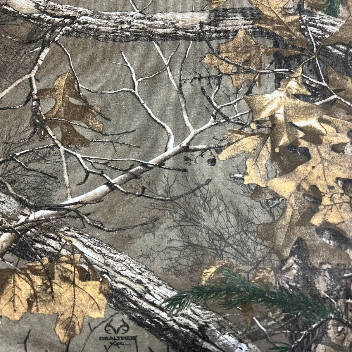 Carhartt × Carhartt Wip × Vintage Vintage Carhartt Real-Tree Camouflage Hooded Jacket Size US M / EU 48-50 / 2 - 8 Thumbnail