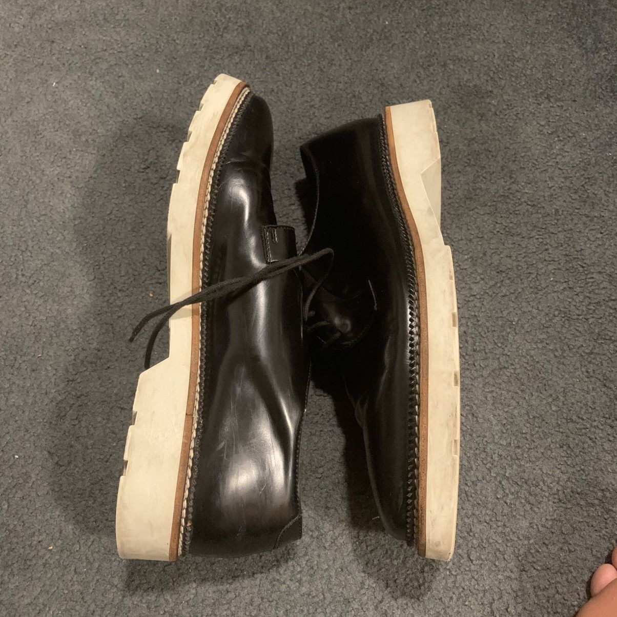 Alexander McQueen ALEXANDER MCQUEEN BLACK DERBY SHOES Size US 12 / EU 45 - 2 Thumbnail