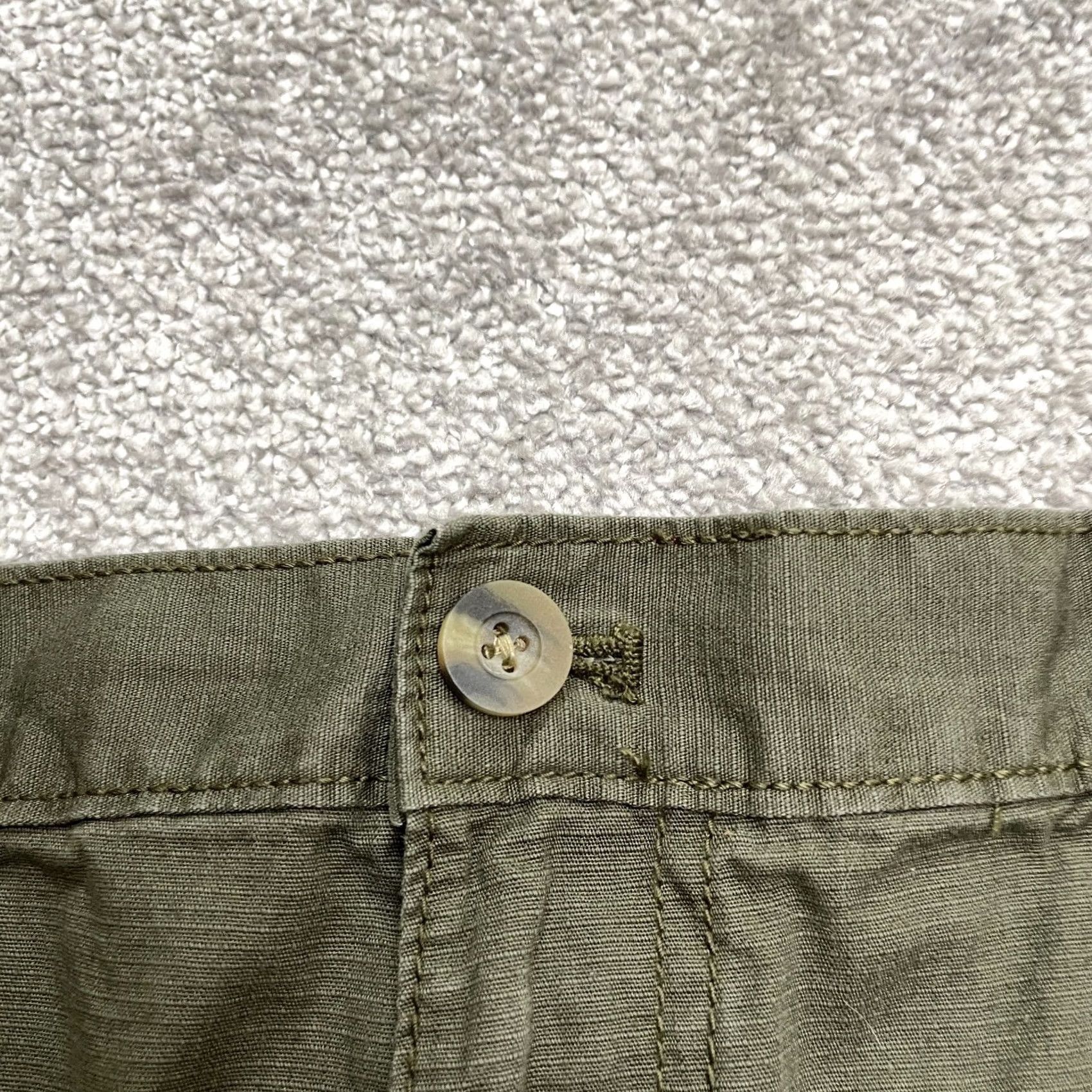 Eddie Bauer Eddie Bauer Cargo Shorts Mens 40 Army Green 100% Cotton Pockets Outdoor Casual Cargo Shorts Mens 40 Green Casual Outdoors Men Size US 40 / EU 56 - 3 Thumbnail