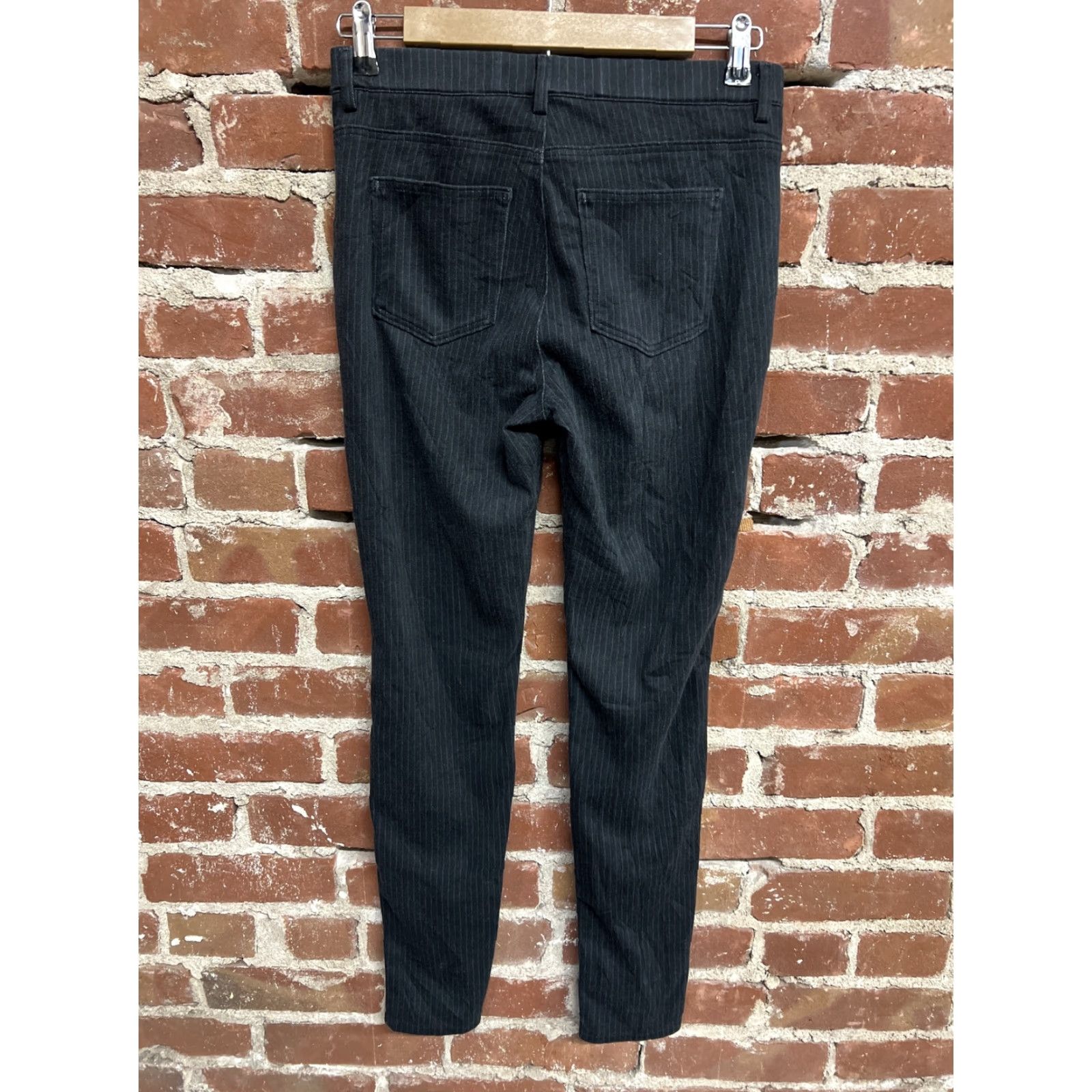 Uniqlo Uniqlo Dress Pants Black Striped Stretch Polyester Spandex Size M Womens Regular Pants Size 32" / US 10 / IT 46 - 2 Thumbnail