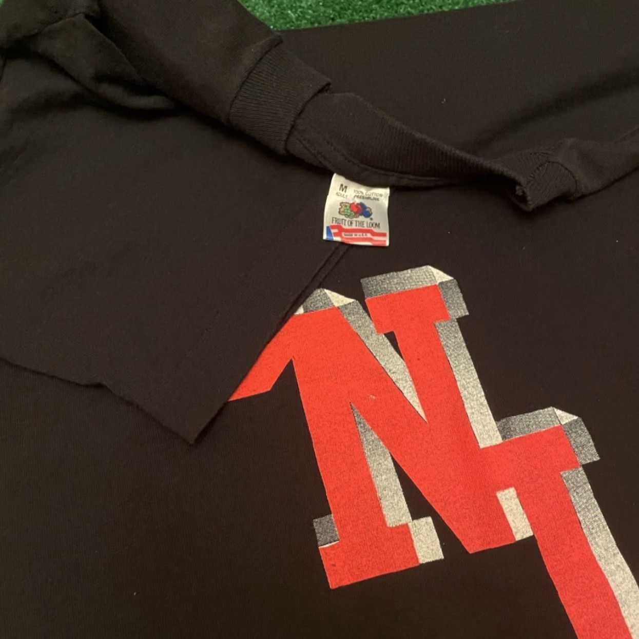 Vintage VINTAGE UNLV Rebels Shirt Mens Size M Black 90s College Sports VTG University Hip Hop 1990s Size US M / EU 48-50 / 2 - 2 Thumbnail