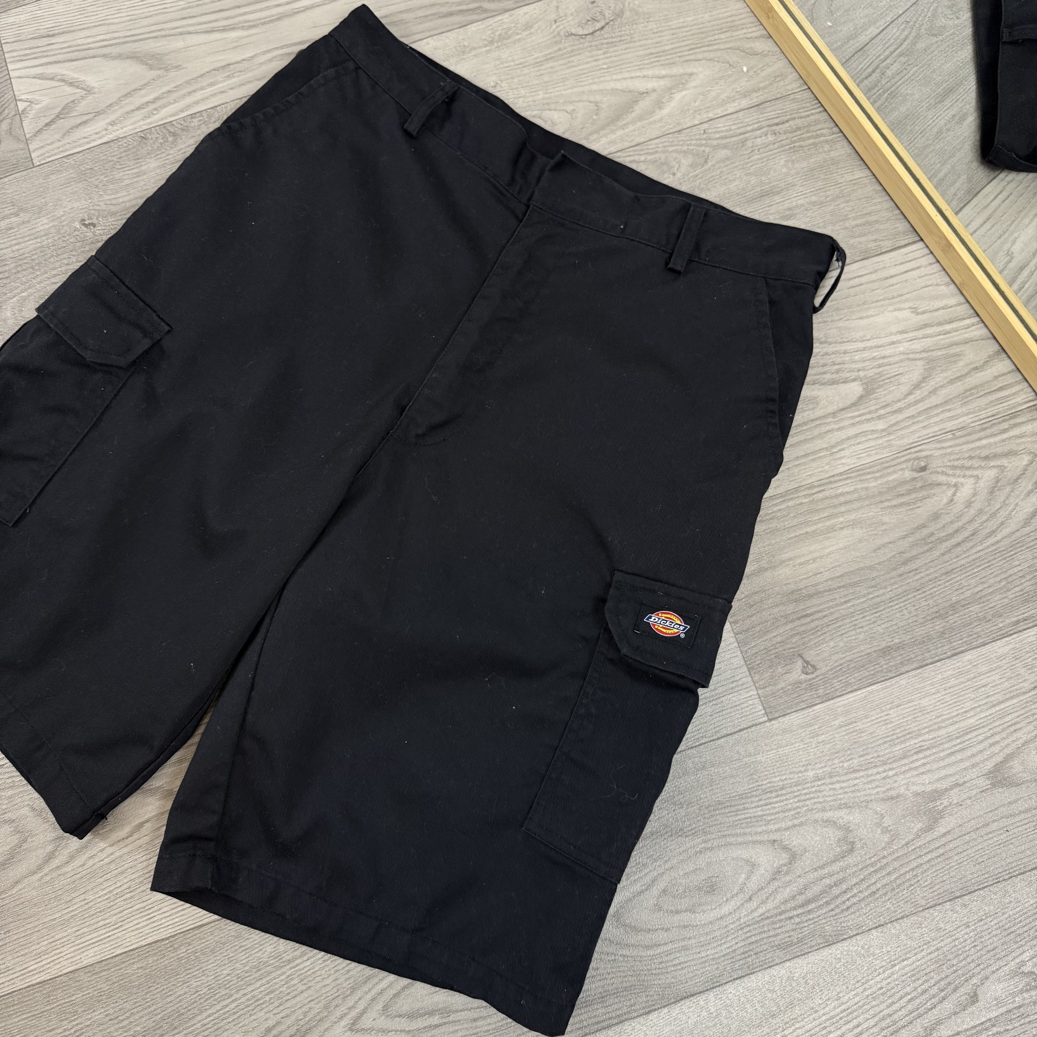 Dickies Vintage Dickies 90s Workwear Cargo Carpenter Black Shorts Size US 34 / EU 50 - 6 Thumbnail