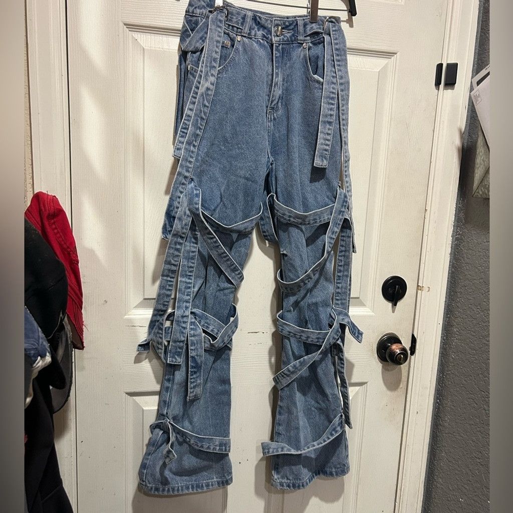 Maniere De Vior Manière De Voir Strap Cargo Jeans feat edgy leg strap detail Size 26" / US 2 / IT 38 - 3 Thumbnail