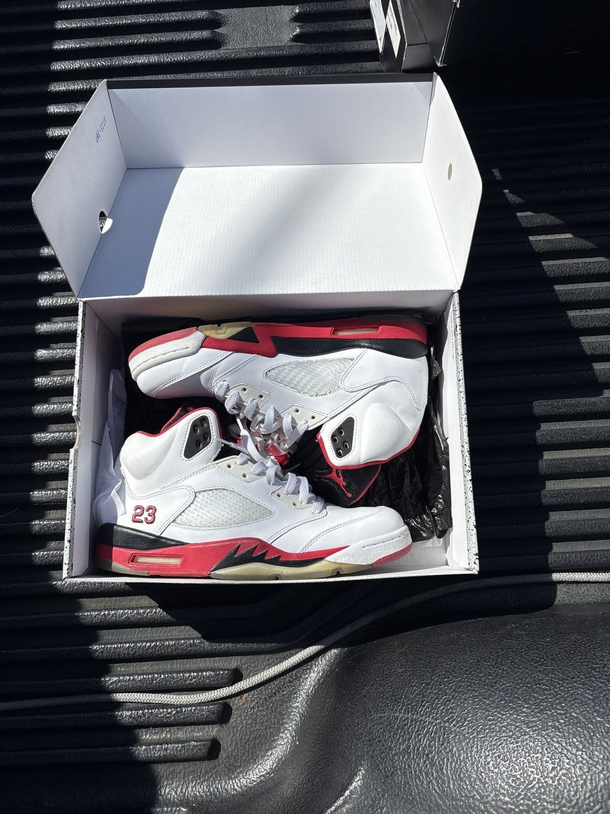 Air Jordan 5 Retro White/Fire Red-Black