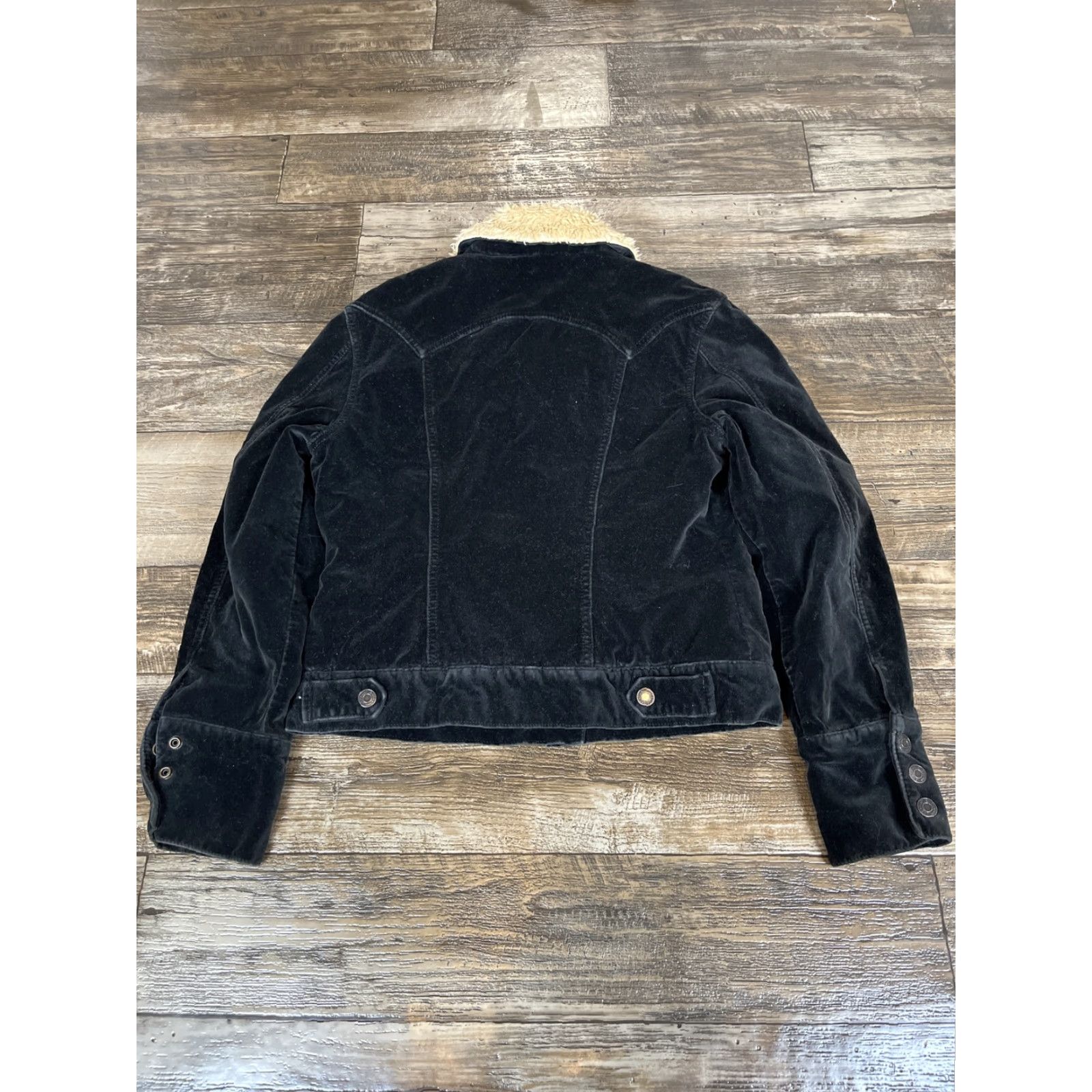 Gap VINTAGE Gap Jacket Womens S Black Velvet Sherpa Lined Snap Trucker Coat 90s Size S / US 4 / IT 40 - 6 Thumbnail
