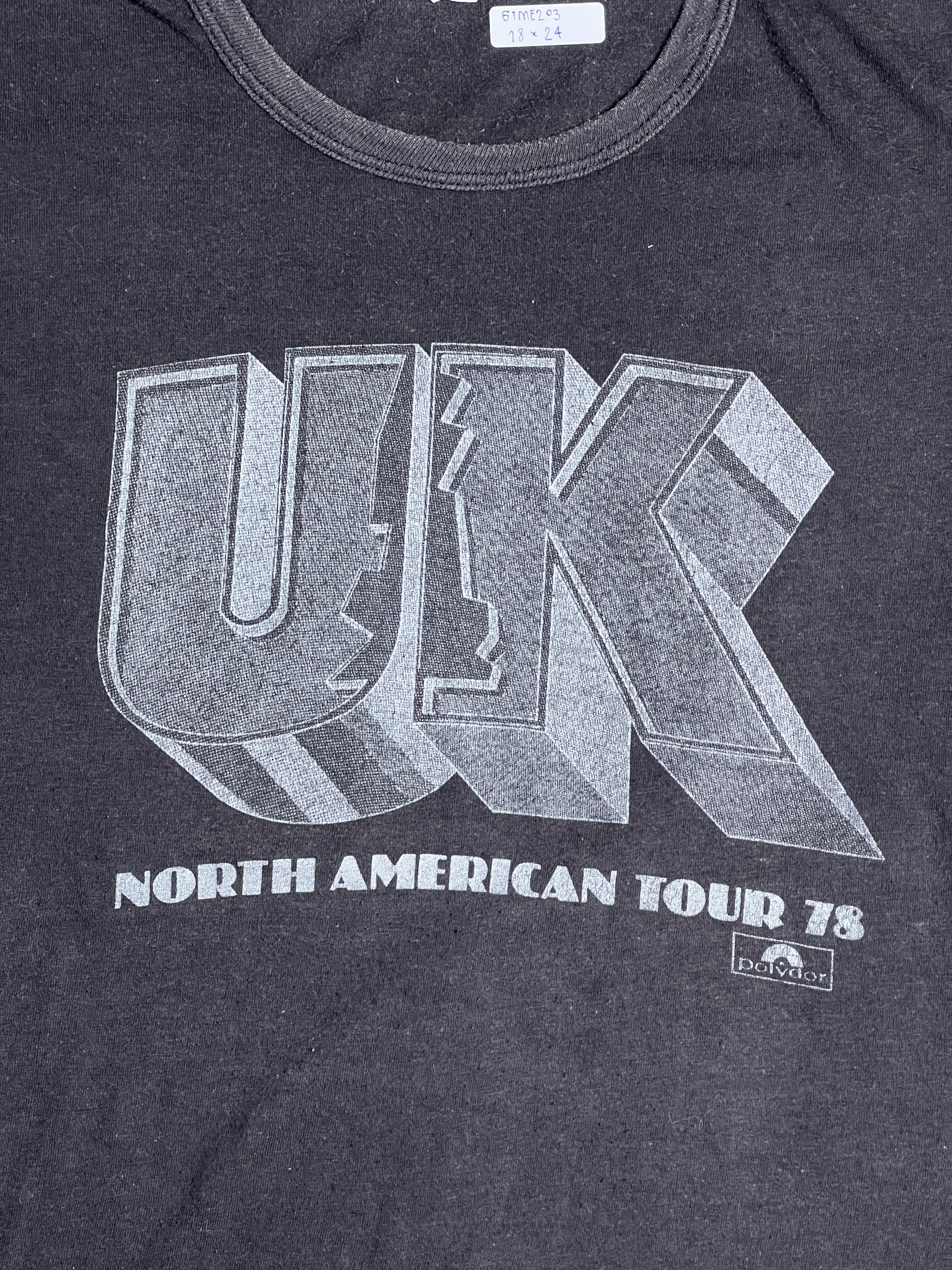 Band Tees Vintage 70s U.K. North American Tour Band Tee (M) GTME203 Size US M / EU 48-50 / 2 - 2 Thumbnail